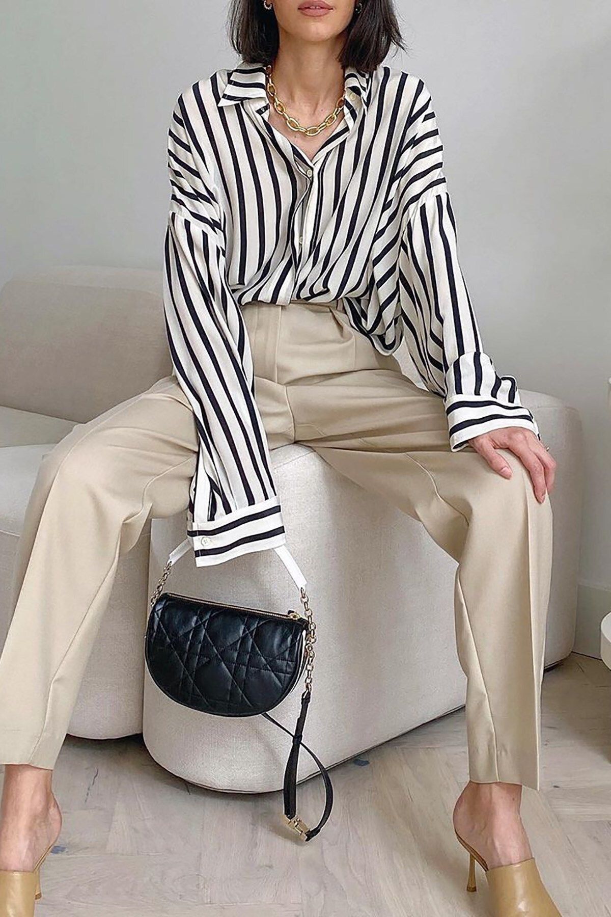 https://cdn.dsmcdn.com/ty1399/product/media/images/prod/QC/20240702/17/3d0b85ed-4a8a-34f2-a927-401ed0e3d9b1/1_org_zoom.jpg
