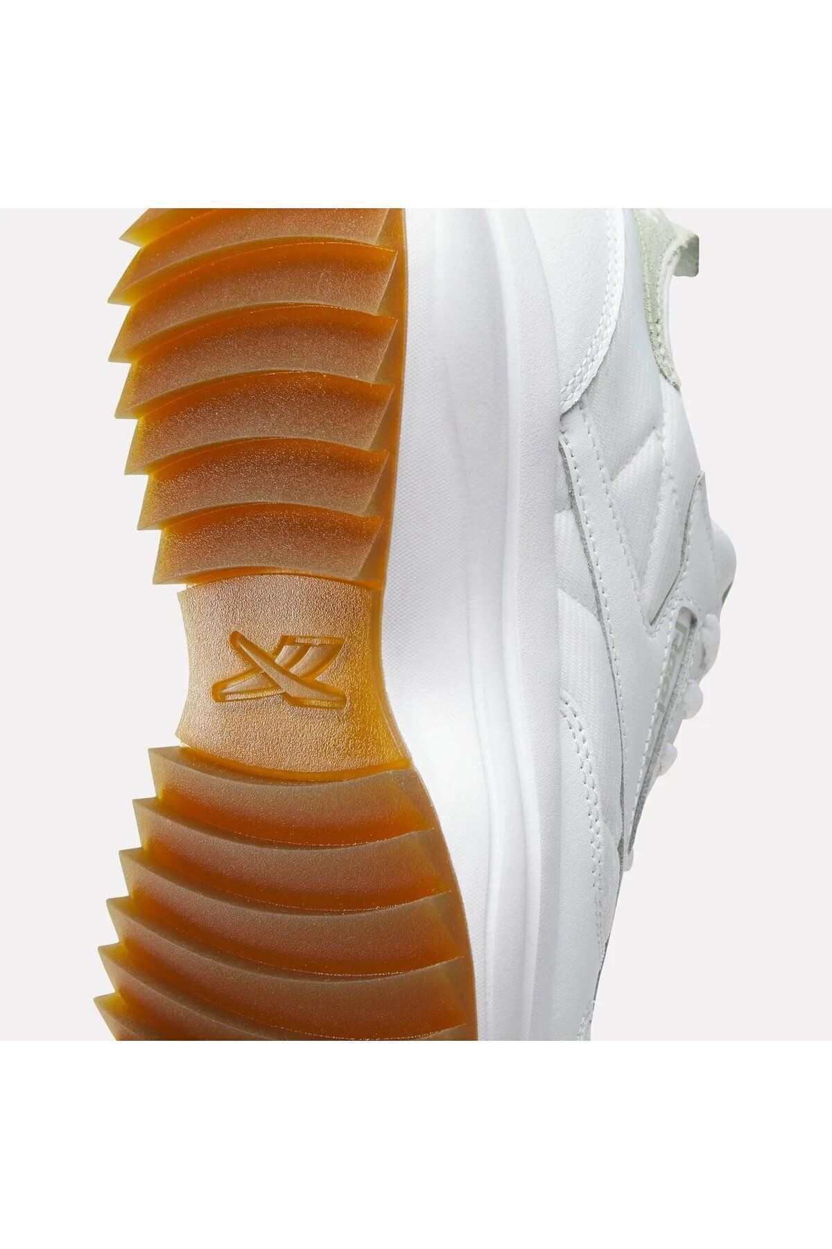 کفش پیاده روی زنانه چرمی کلاسیک SP ورزشی سفید فوق العاده Reebok
