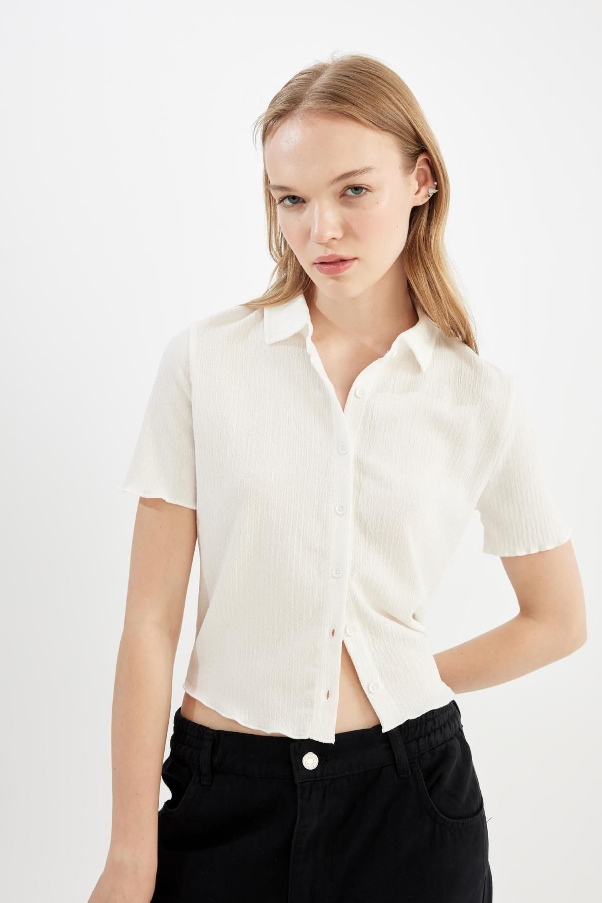 شومیز زنانه دفاکتو | D4520AX24HS Defacto - Image 3