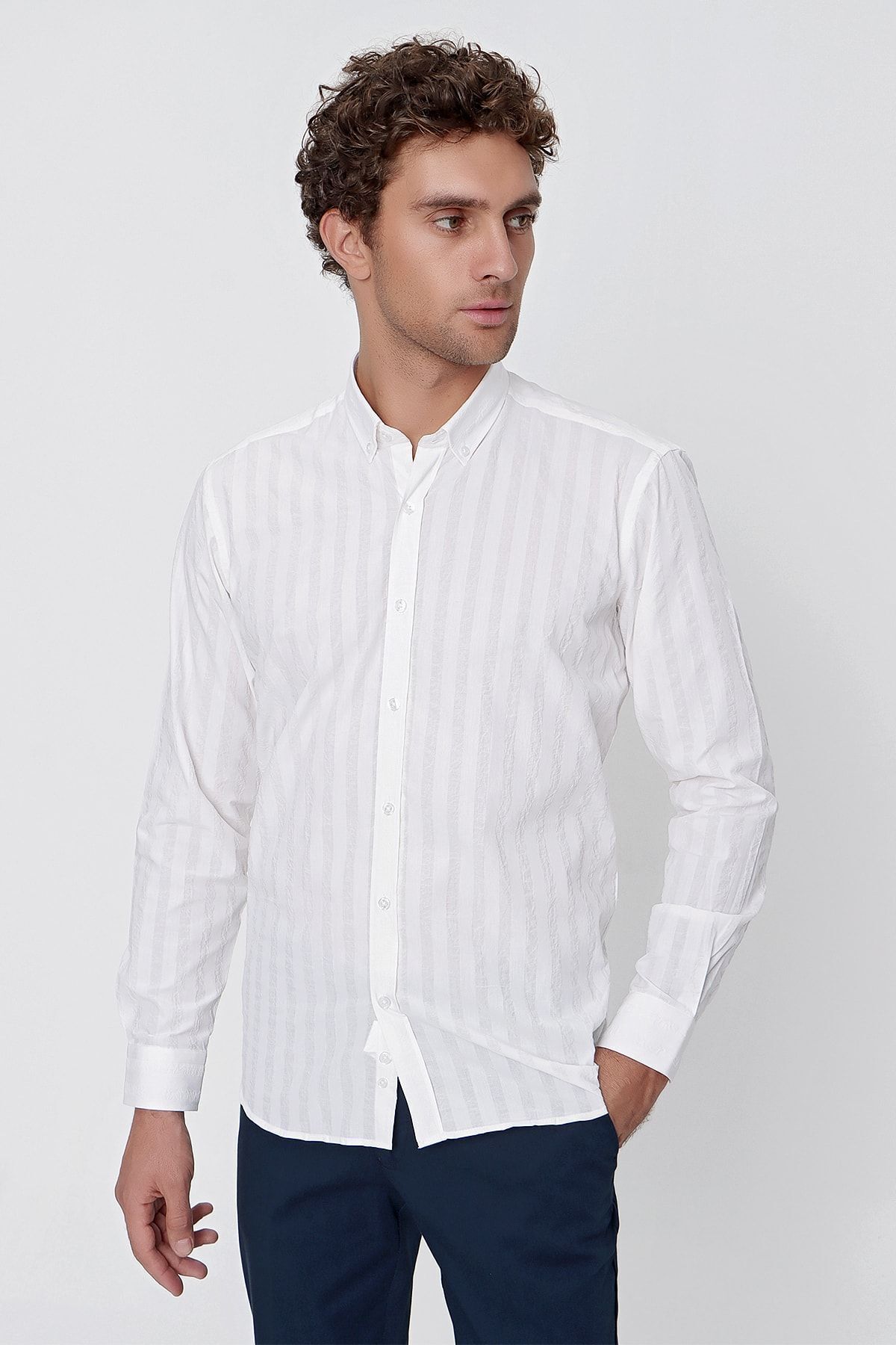 Мужская белая хлопковая рубашка в полоску Morven широкого кроя стандартного кроя 23MS004003