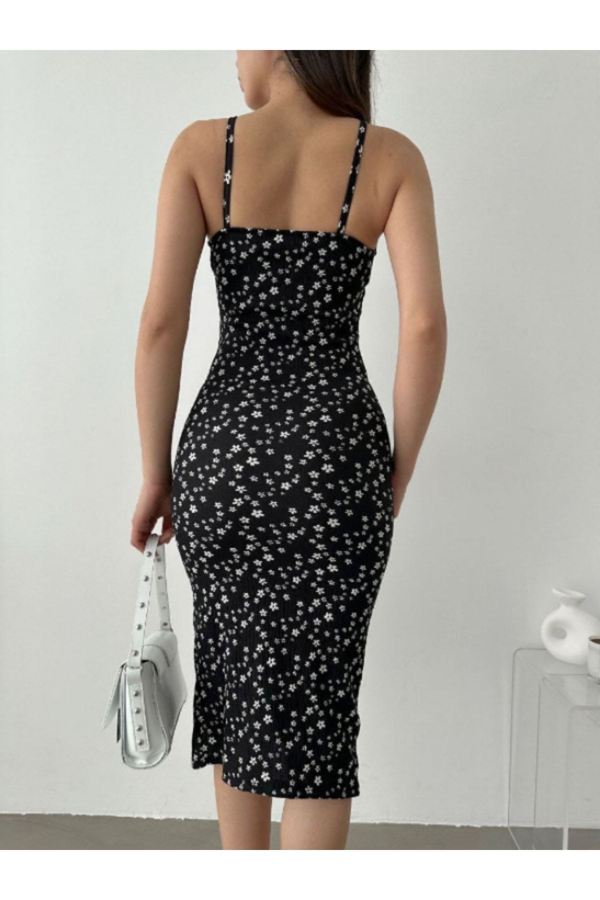 Vesse Butik  Önü Bağcıklı Uzun Elbise - Görsel 2