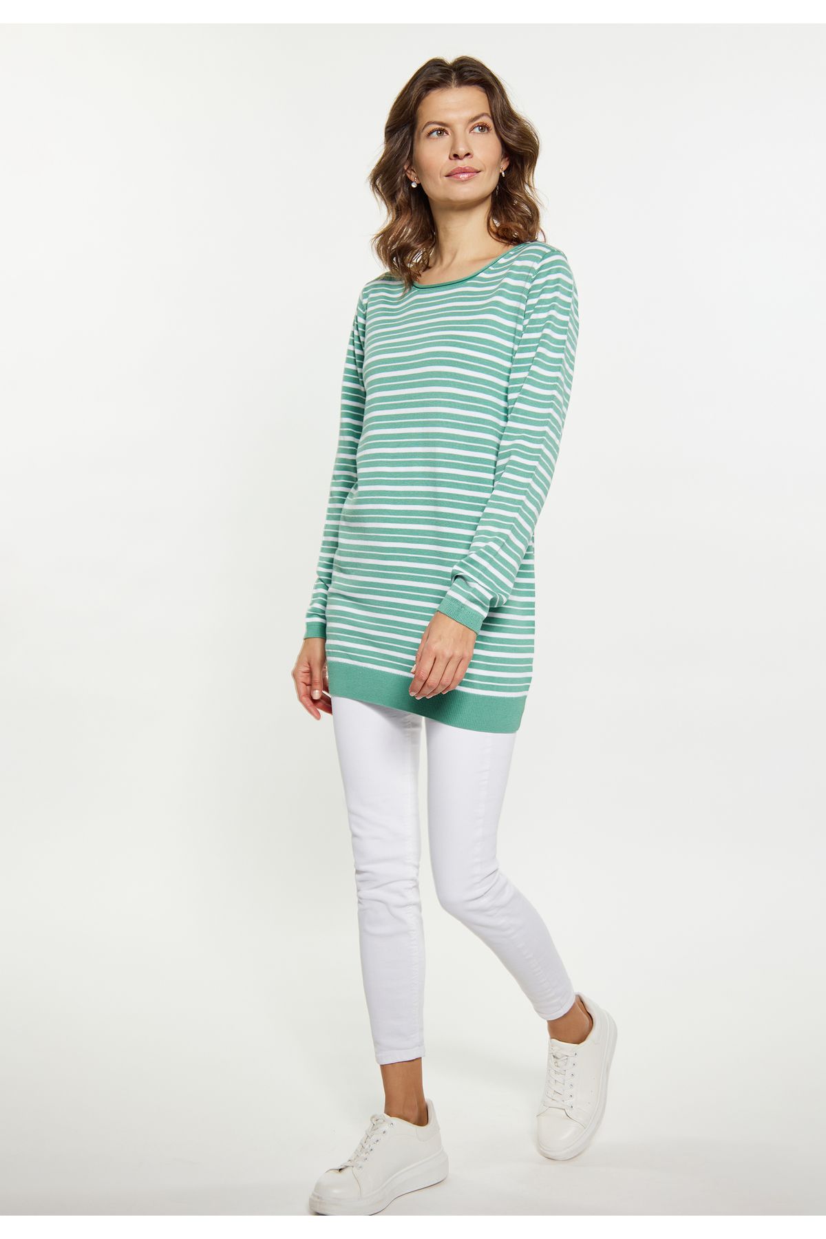 complete the look image