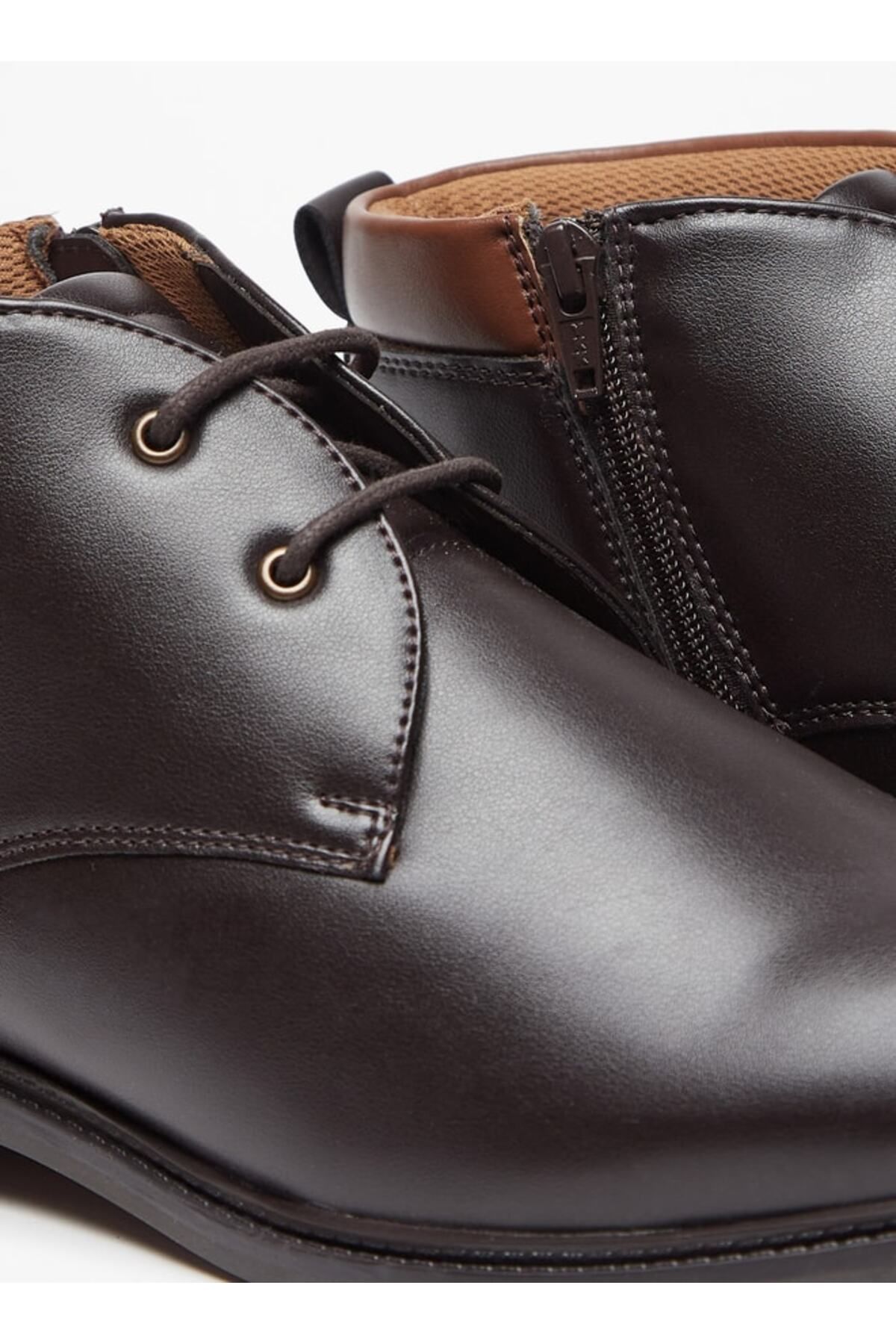 LBL by Shoexpress-Solid Chukka Boots with Zip Closure 5