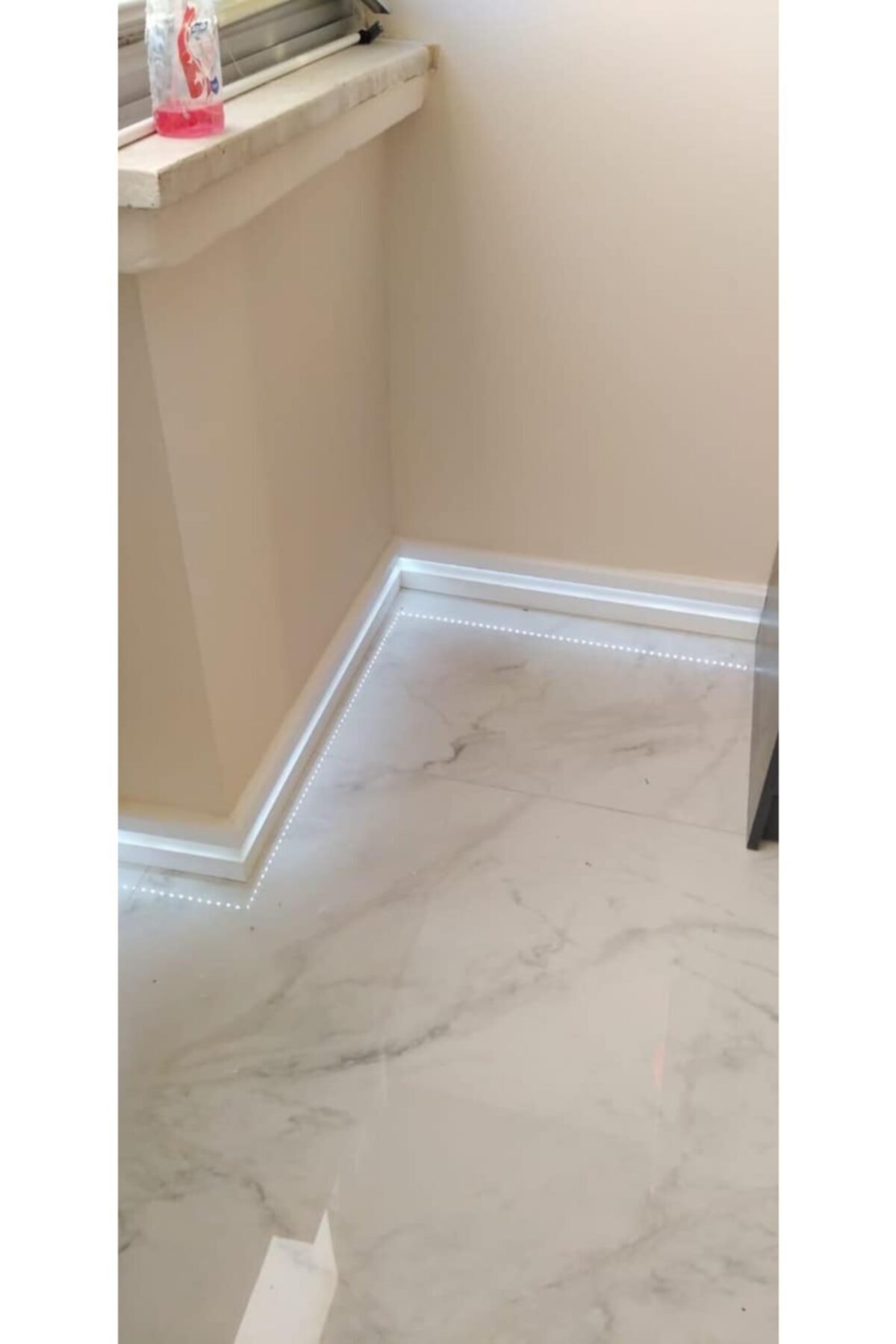 YALI PROFİL Yalı Serisi Led Kanallı Lake Beyaz 12 Cm Pvc Süpürgelik