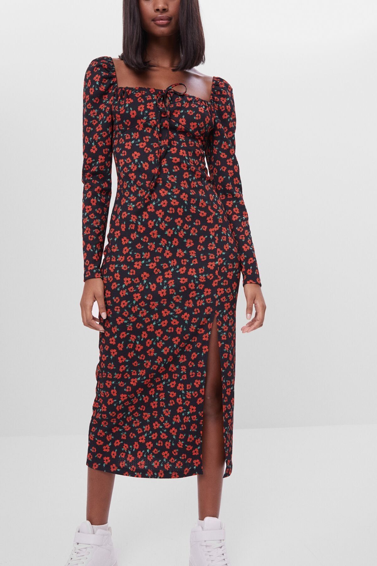 Bershka Kadin Kirmizi Cicekli Midi Elbise 05456594 Trendyol
