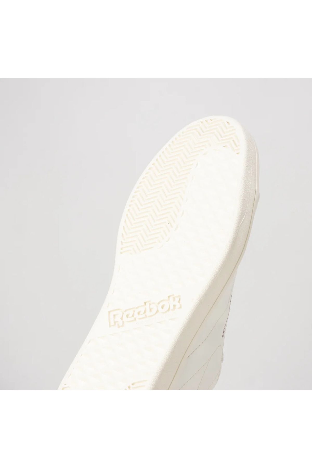 کفش های کژوال نود زنانه ورزشی سفید Royal Cln Reebok