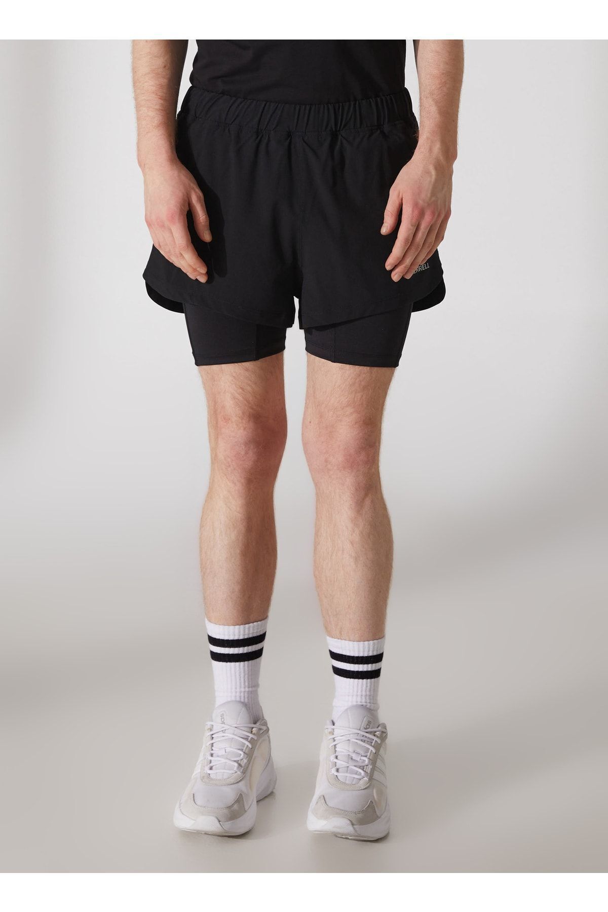 Merrell-Men's Regular Black Shorts M3react Shorts 2