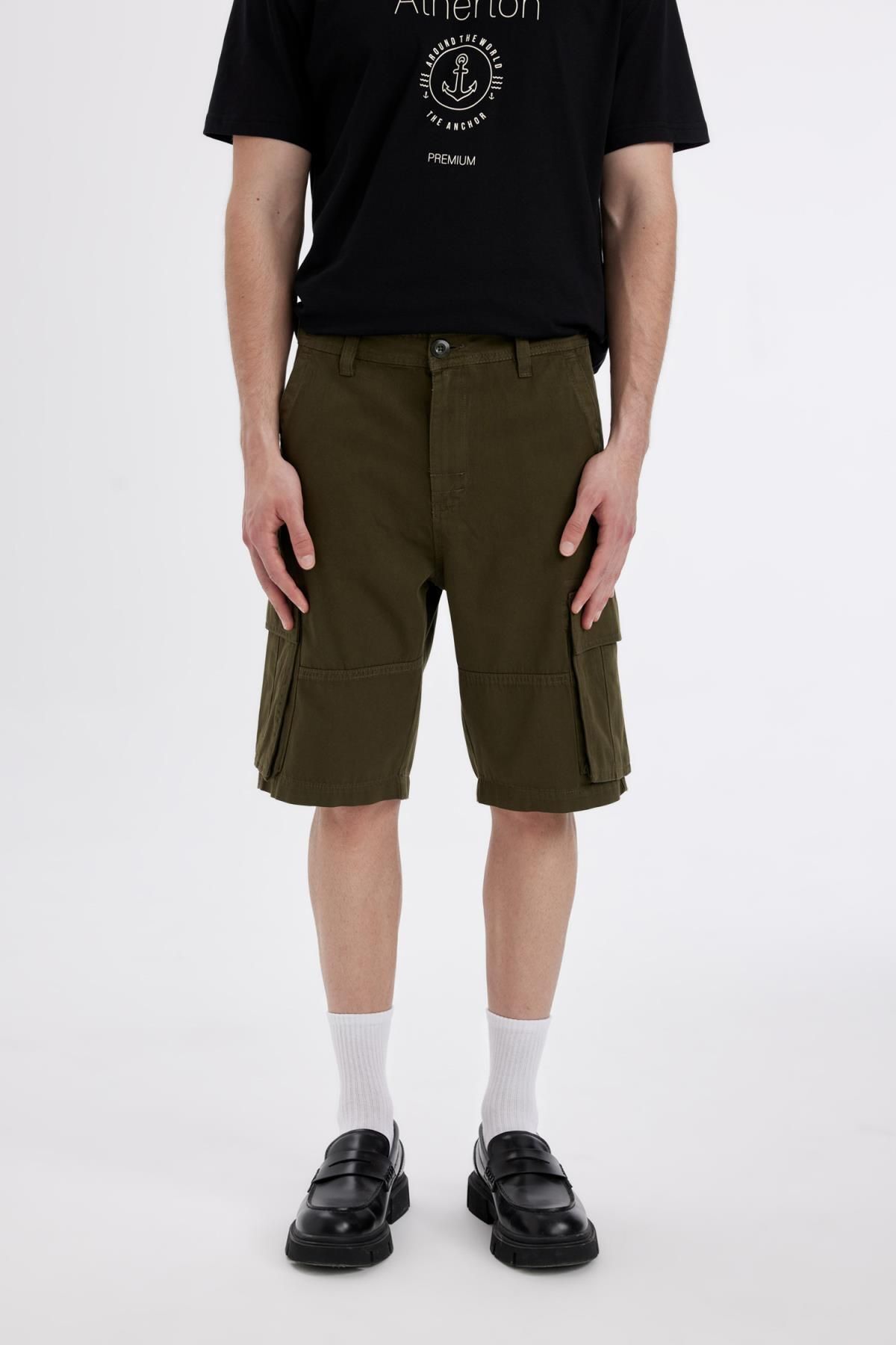 DeFacto-Relax Fit Gabardine Cargo-Bermudashorts mit geradem Bein C5382ax24sm 4