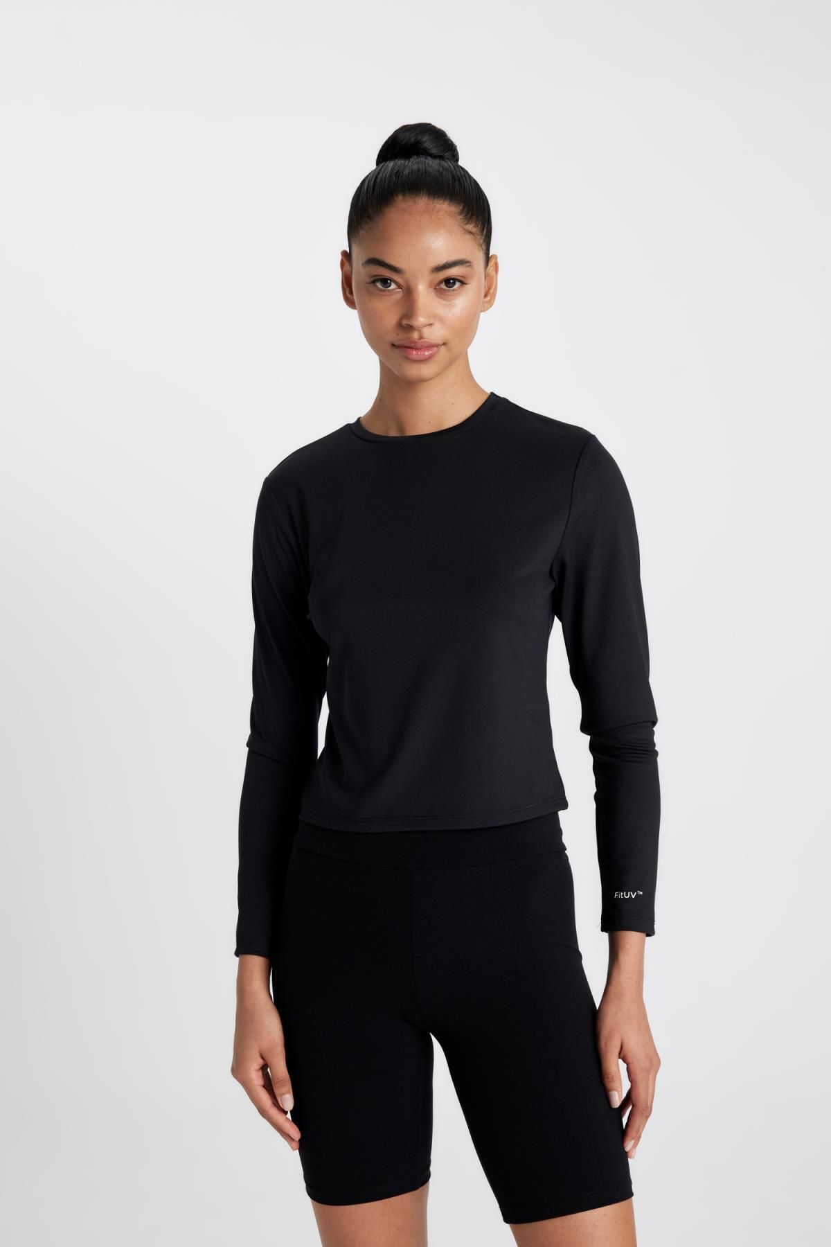 تیشرت آستین بلند ورزشکار با چاپ یقه باریک DeFactoFit