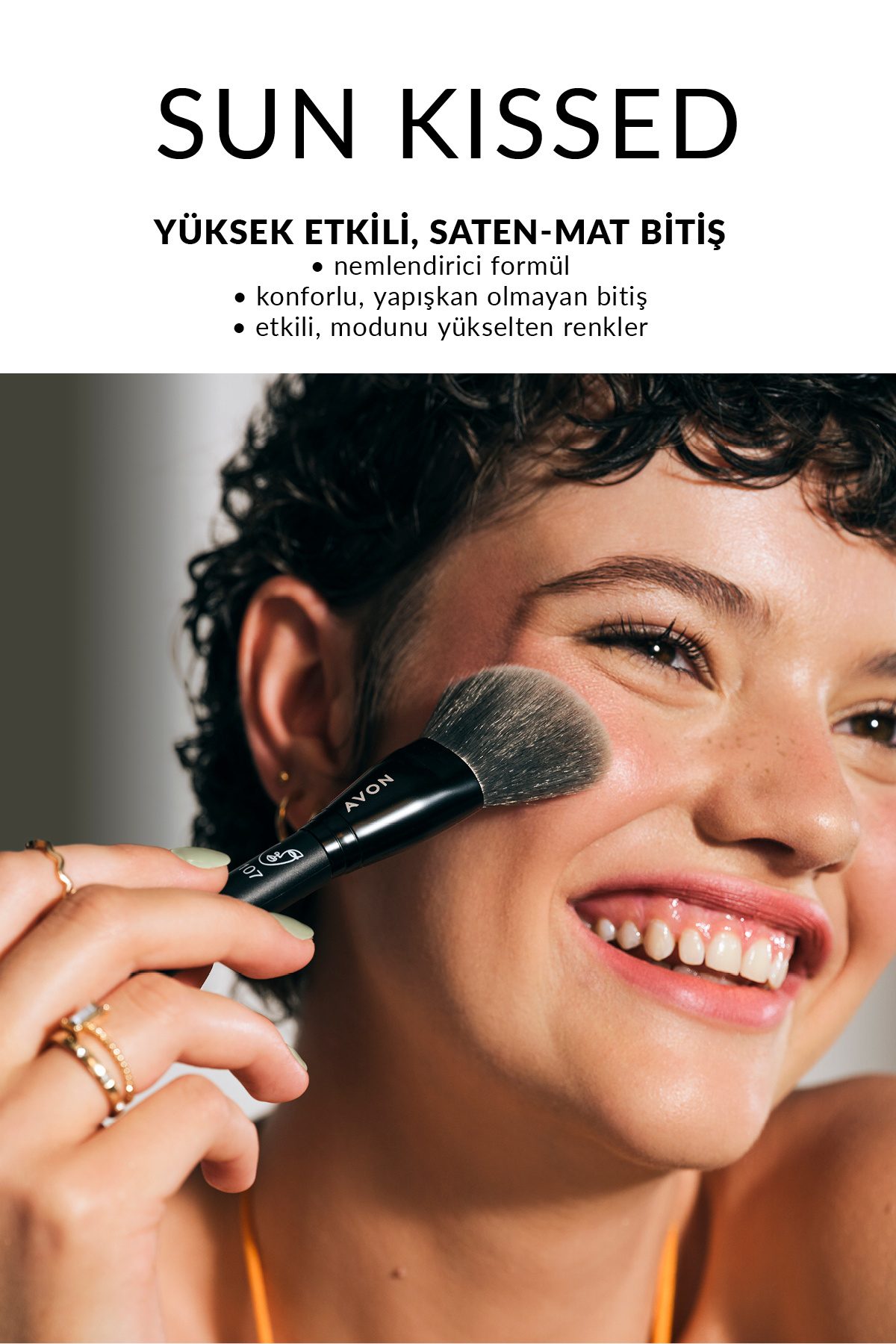 Avon Ultra Colour 3'ü 1 Arada Yüz Paleti- SUN KISSED - Fiyatı