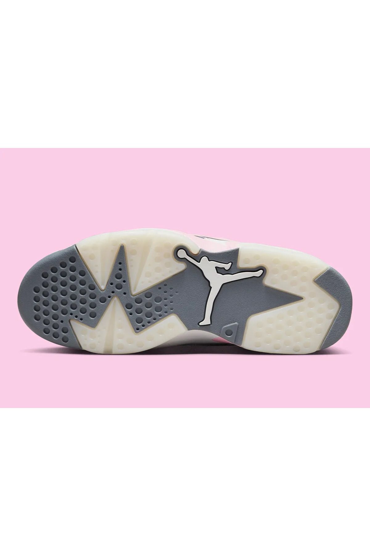 کفش بسکتبال زنانه Jordan MVP Nike