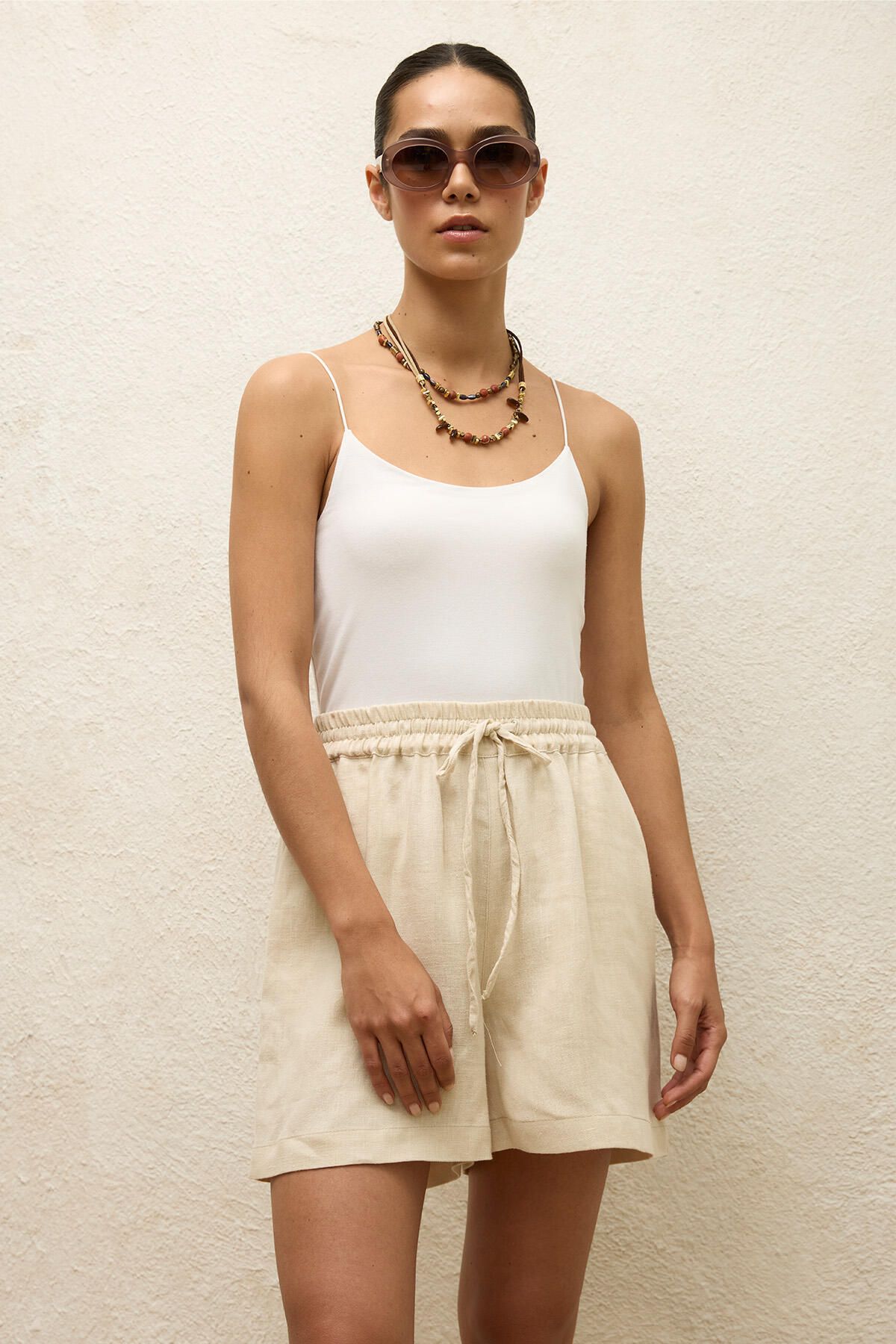 Manuka-Beige Linen Comfortable Shorts 4