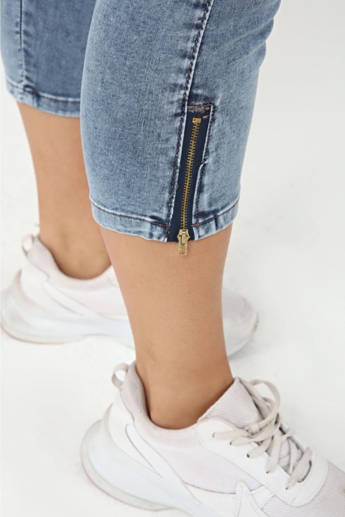 EYLÜL BUTİK  Kadın Kemerli Kot Kapri - Görsel 6