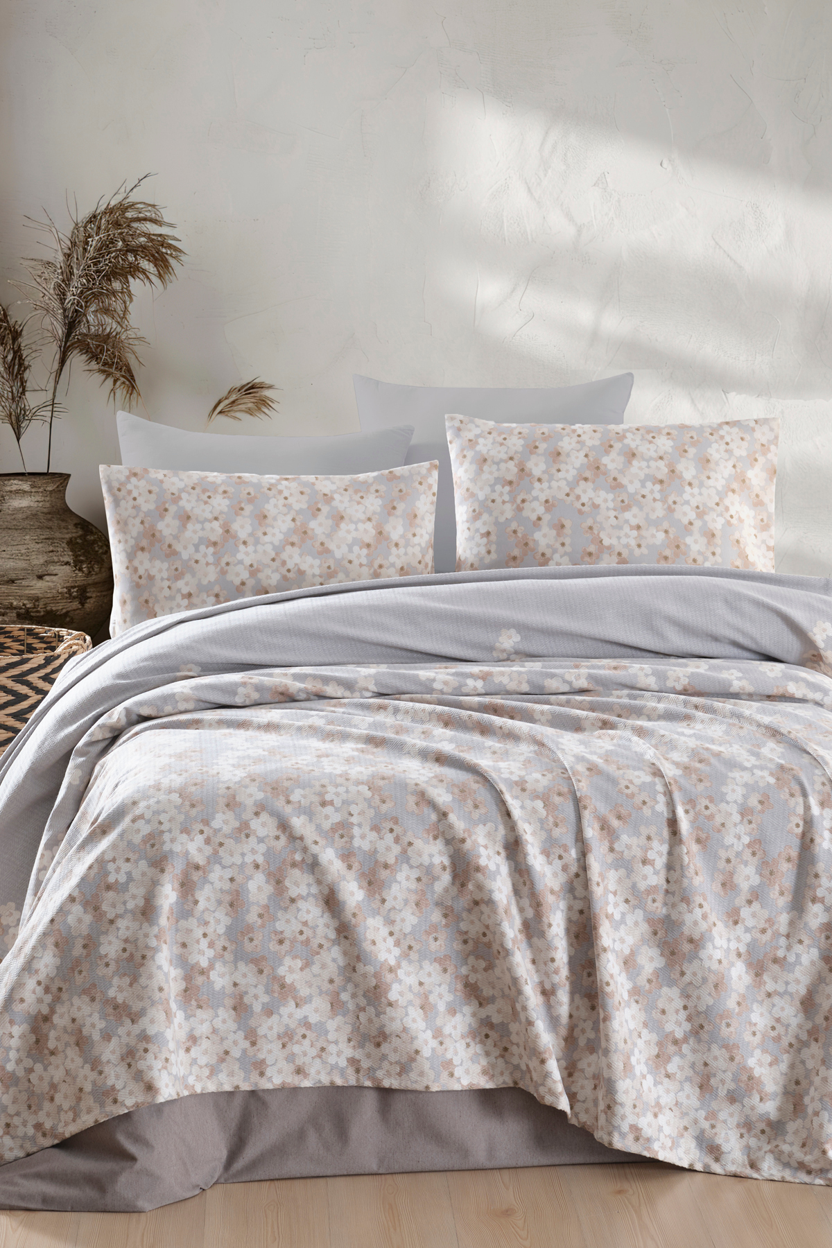 Patterned Quilting Set Double Piti Leaf Rose (Quilting+Bed Sheet+Pillowcase)