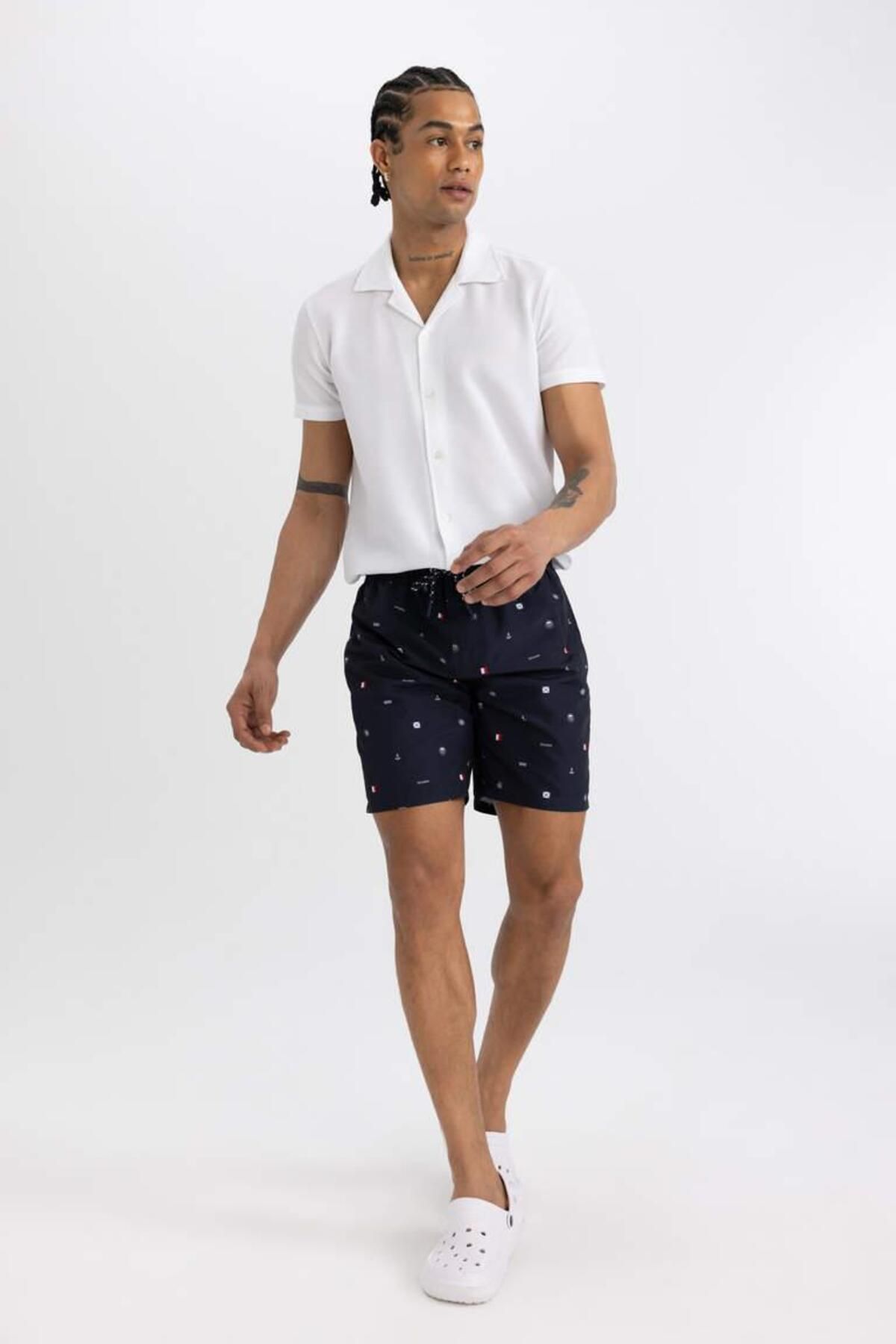 DeFacto-Patterned Mesh Lined Regular Fit Short Swim Shorts 2