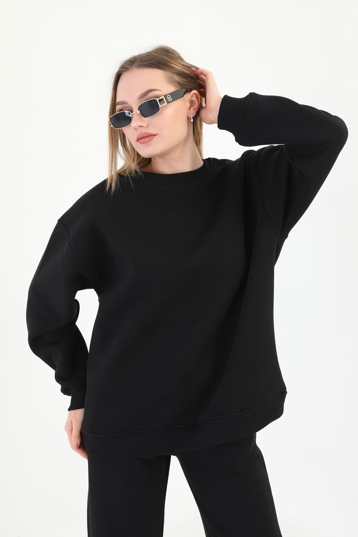 https://cdn.dsmcdn.com/ty1401/product/media/images/prod/QC/20240705/23/f4d7f3ba-4ac4-3b8f-9025-e7d95dbff73f/1_org_zoom.jpg