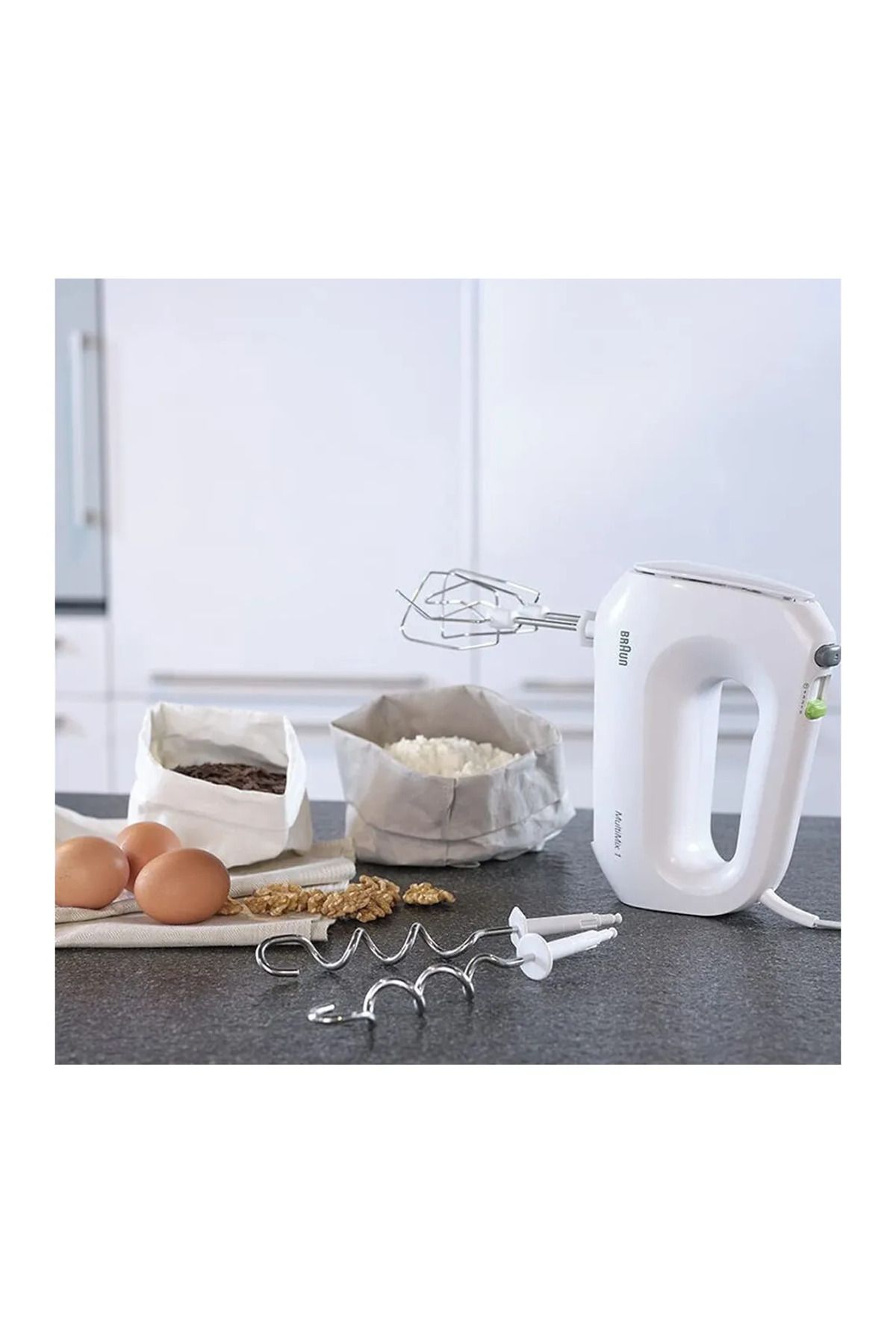 Braun-Multi Mix Hand Mixer, 400 Watts, 4 speed turbo. 3
