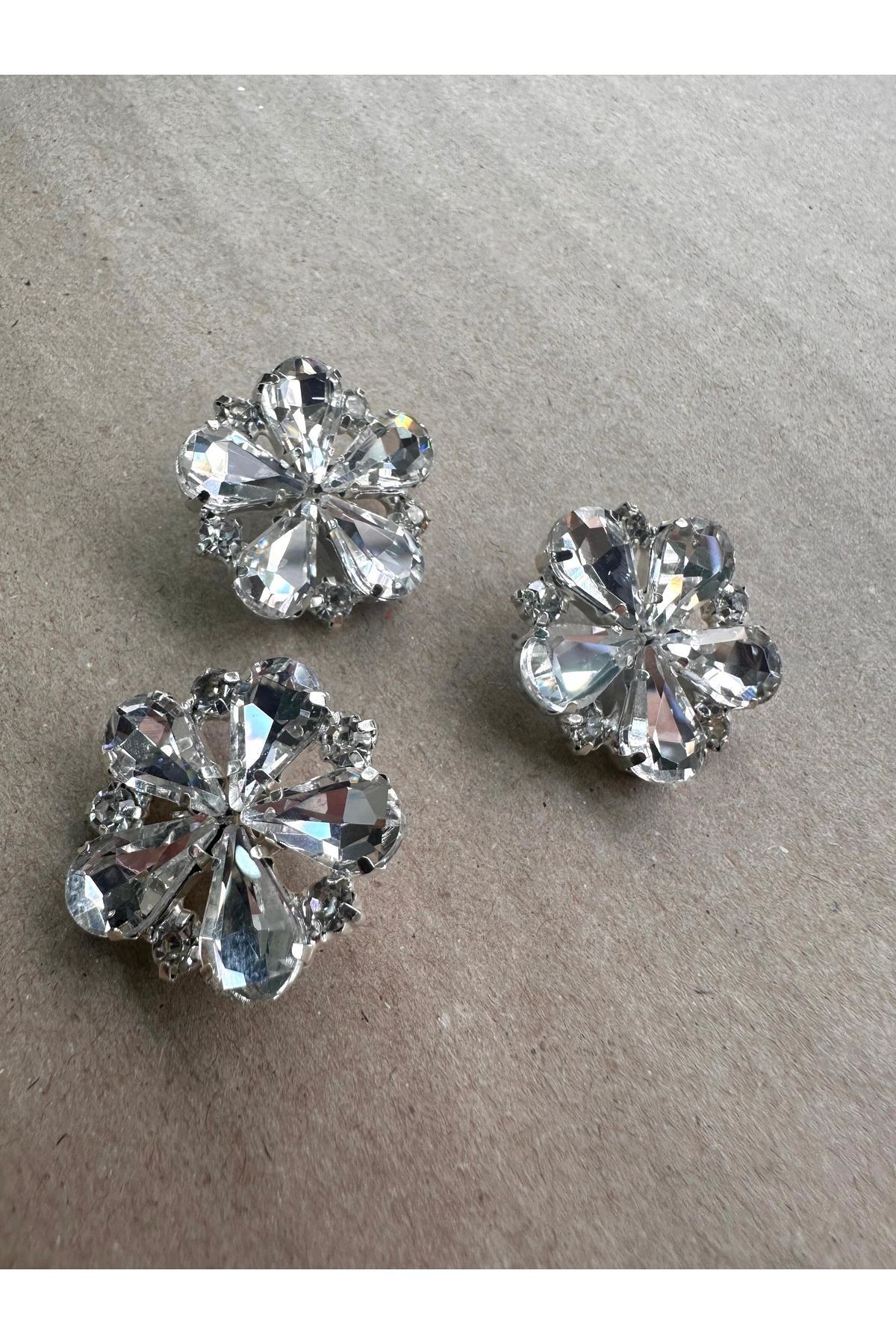 ODDA TASARIM ATÖLYESİ-Crystal stone large flower pattern 3 pcs button set 1