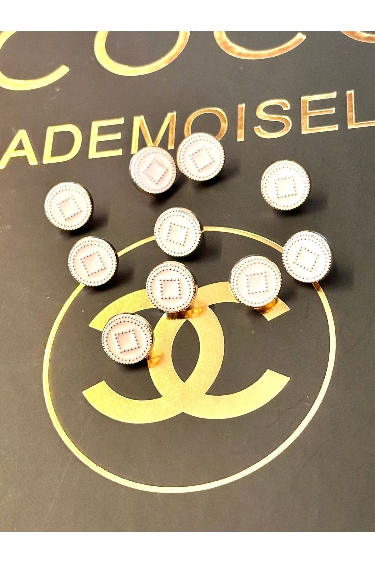 ODDA TASARIM ATÖLYESİ-Blouse button with square white enamel in the middle 3