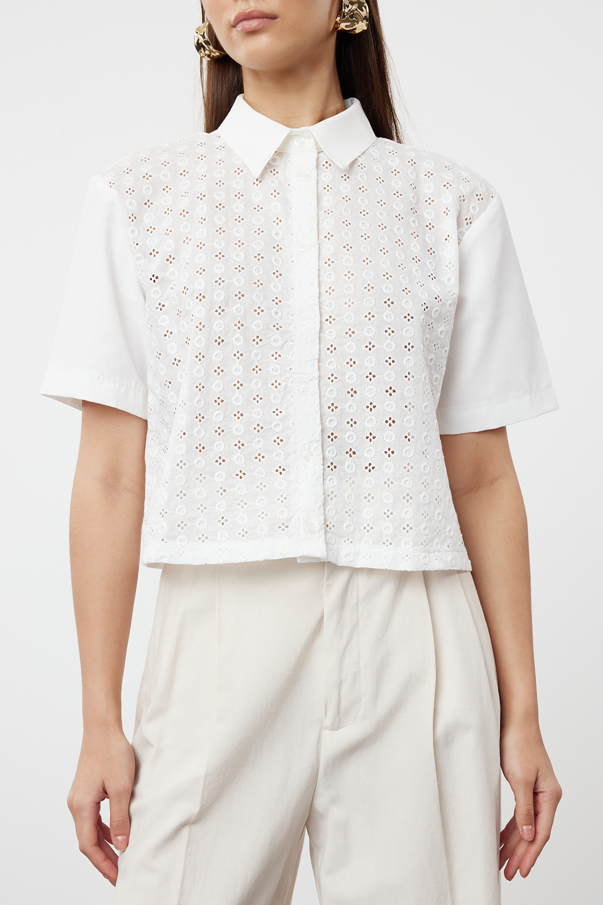 Trendyolmilla  Ekru Brodeli Crop Dokuma Gömlek TWOSS24GO00225 - Görsel 4