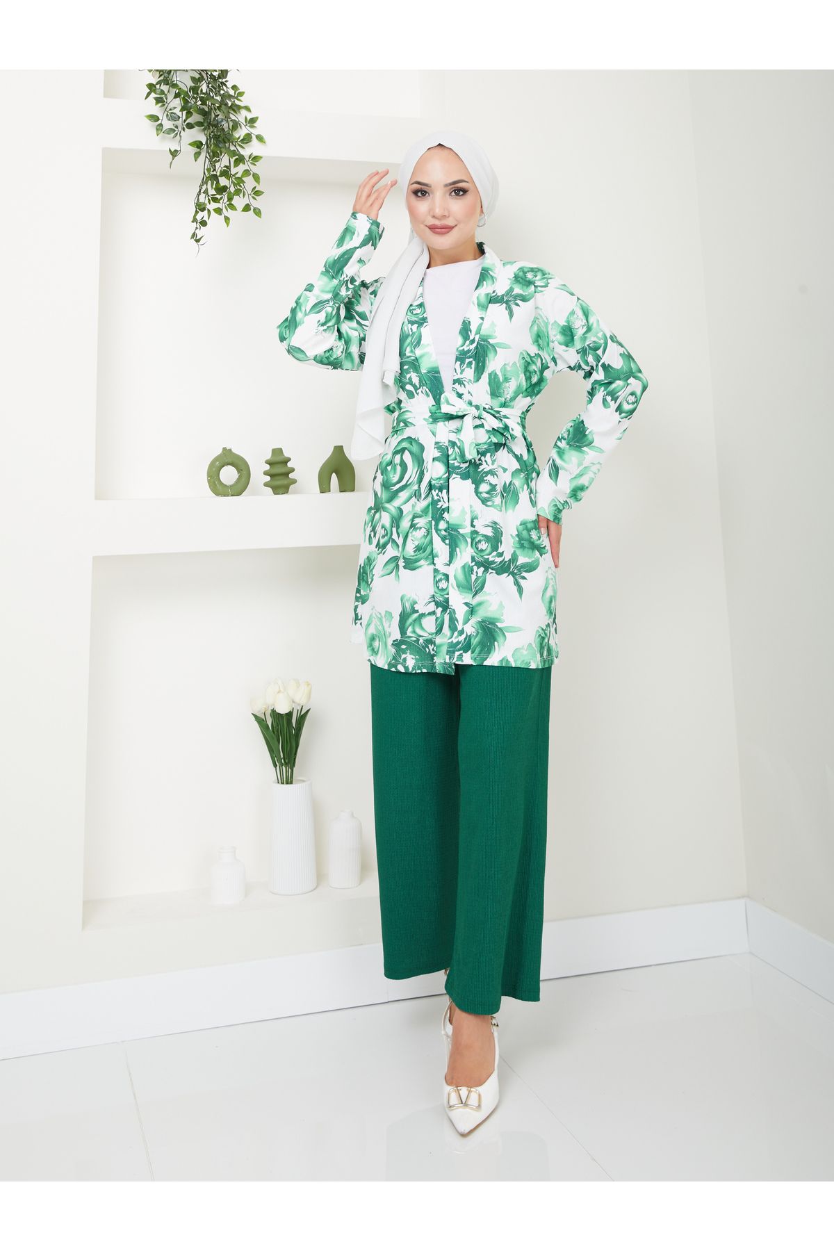 VOLT CLOTHİNG-Blumengemustertes Damen-Kimono-Set - Ohne Verschluss und mit Gürtel 4