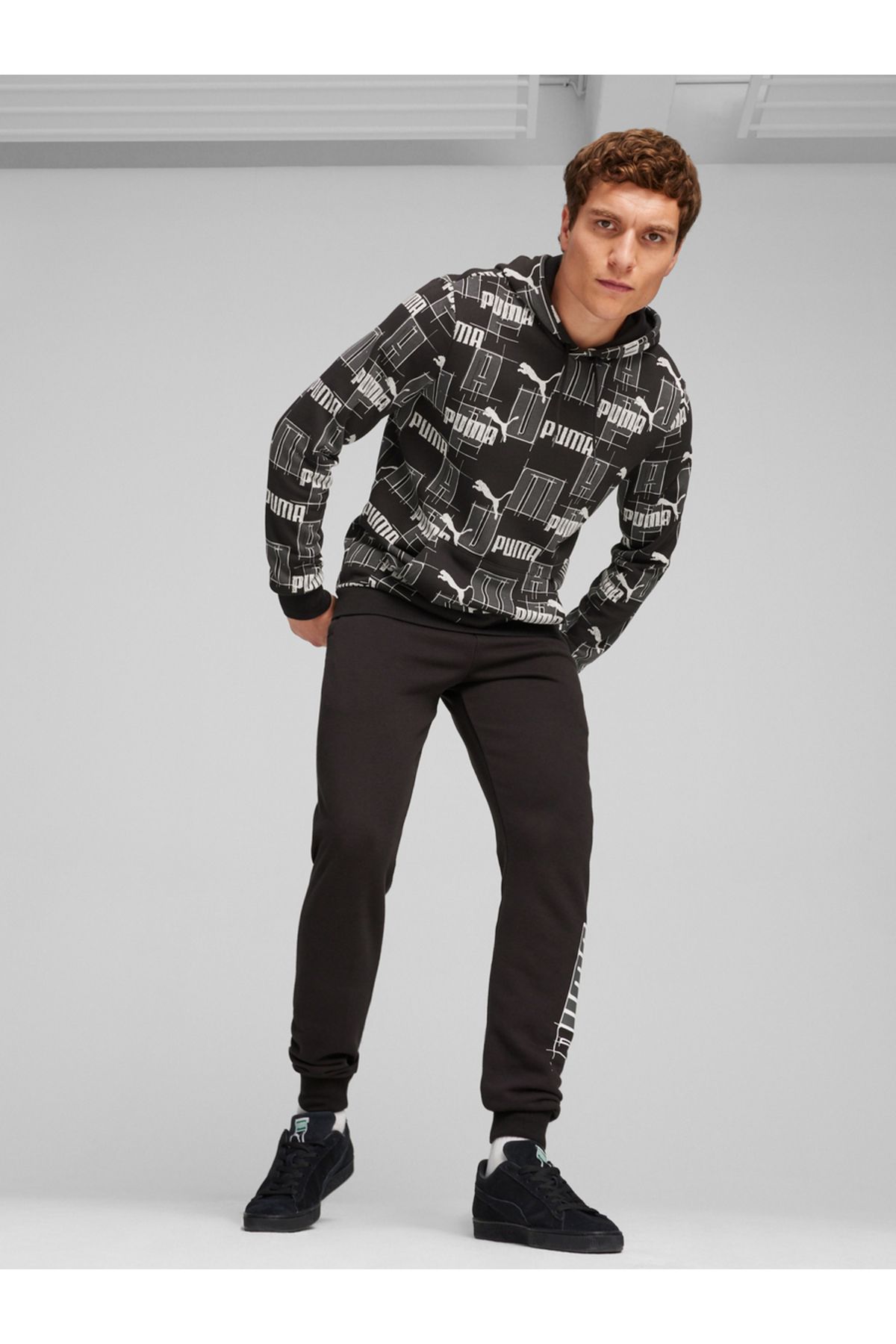 Puma-Essentials Logo Lab Jogger 5