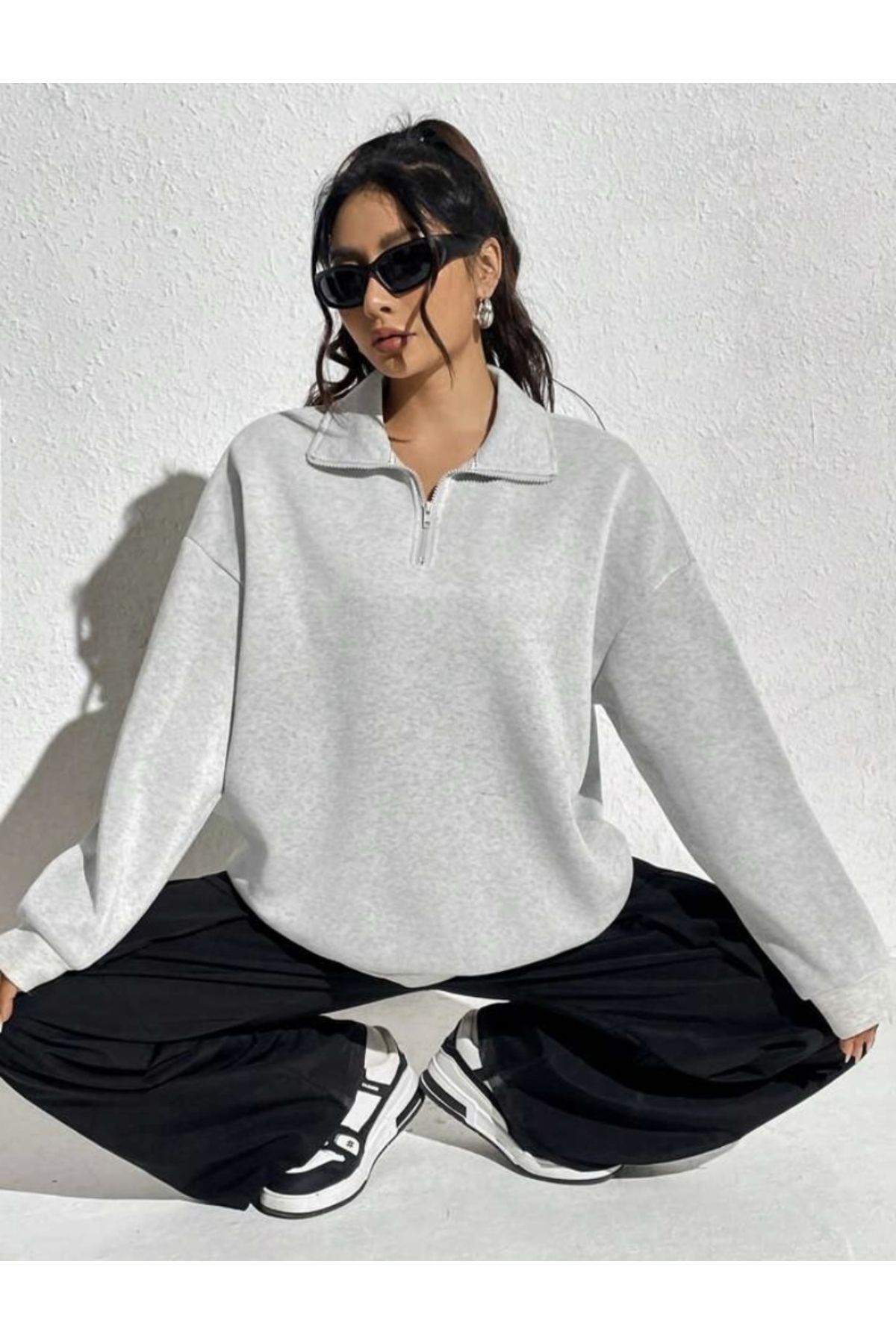 https://cdn.dsmcdn.com/ty1404/product/media/images/prod/QC/20240705/08/a842c708-8a09-331a-a797-87bfed1a15a1/1_org_zoom.jpg
