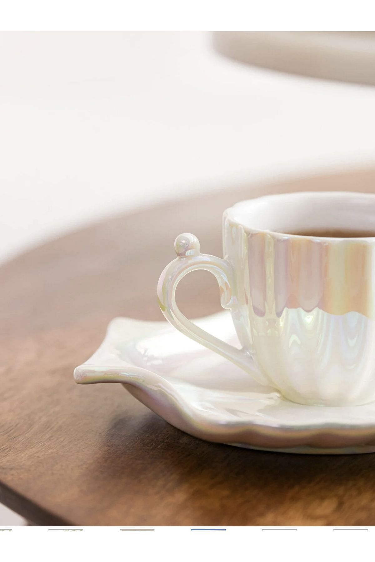 LC Waikiki-Set of 2 Hologram Coffee Cups with Seashell Appearance 3