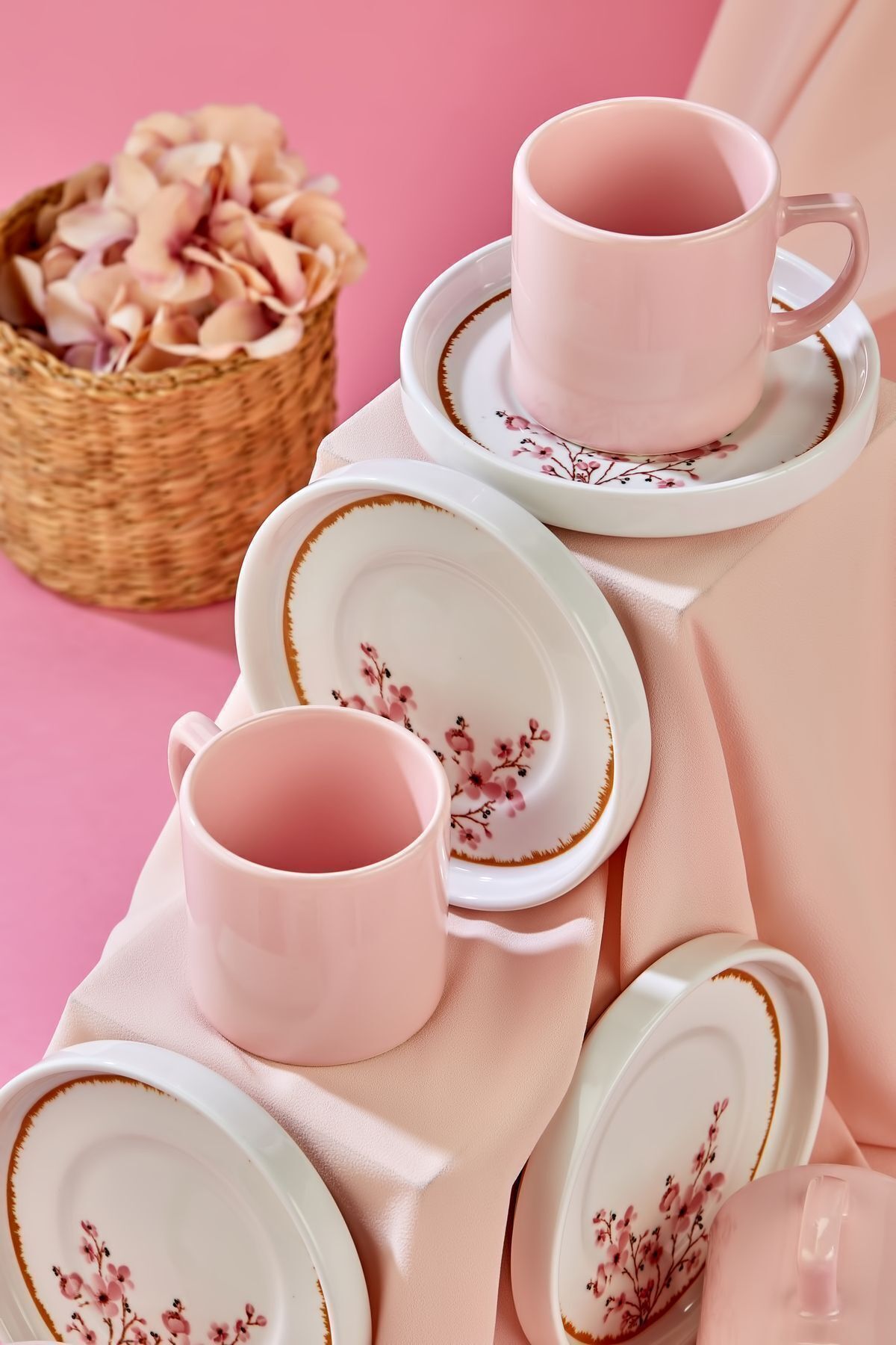 Babion-Bond Sakura 12 Piece Luxury Ceramic Coffee Cup Set for 6 People Pink 3