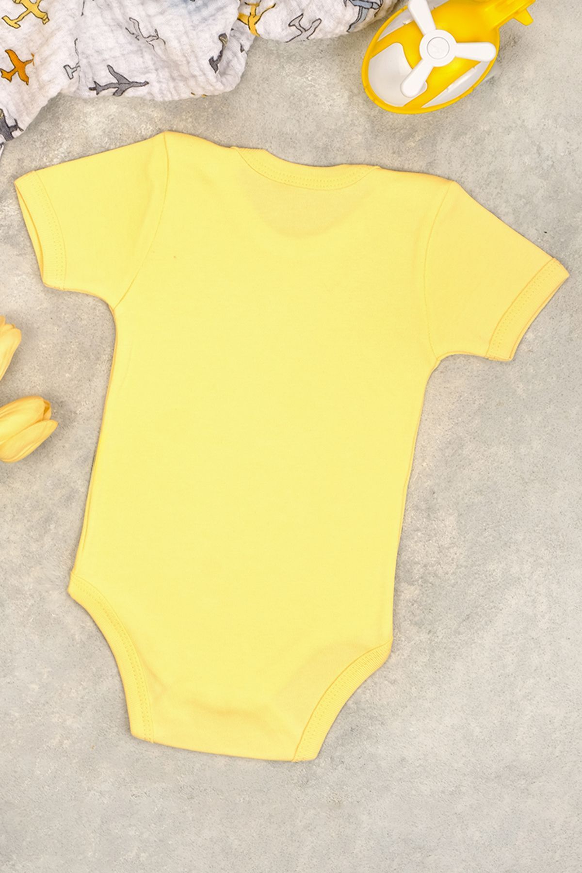 بادی نوزادی پسرانه – دخترانه زرد bebetospik | KISAKOL-BEYAZ-KRAVAT اورجینال - تصویر 2