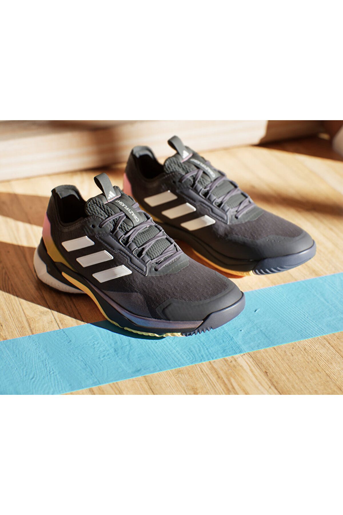 کفش والیبال مشکی زنانه CrazyFlight 5 W IG1613 سیاه adidas