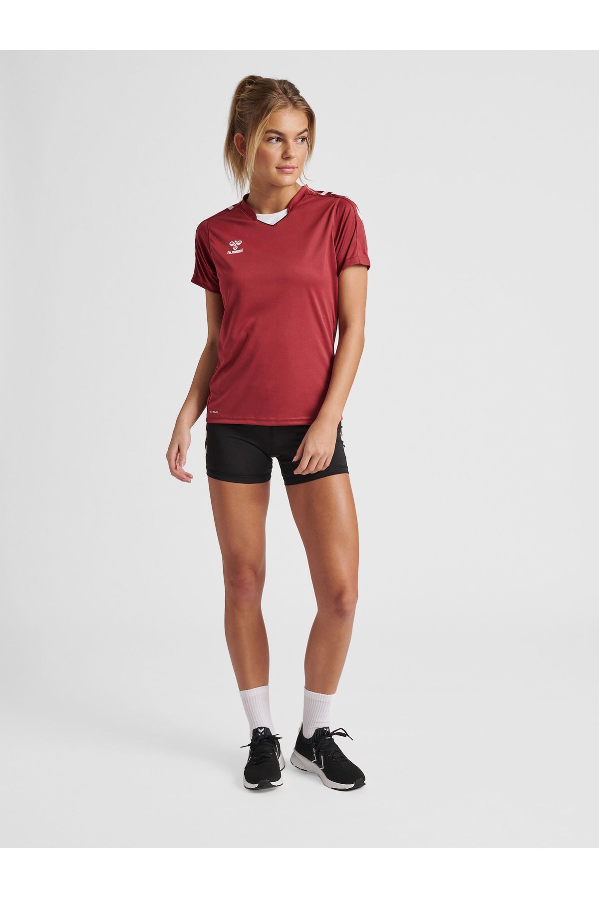 complete the look image