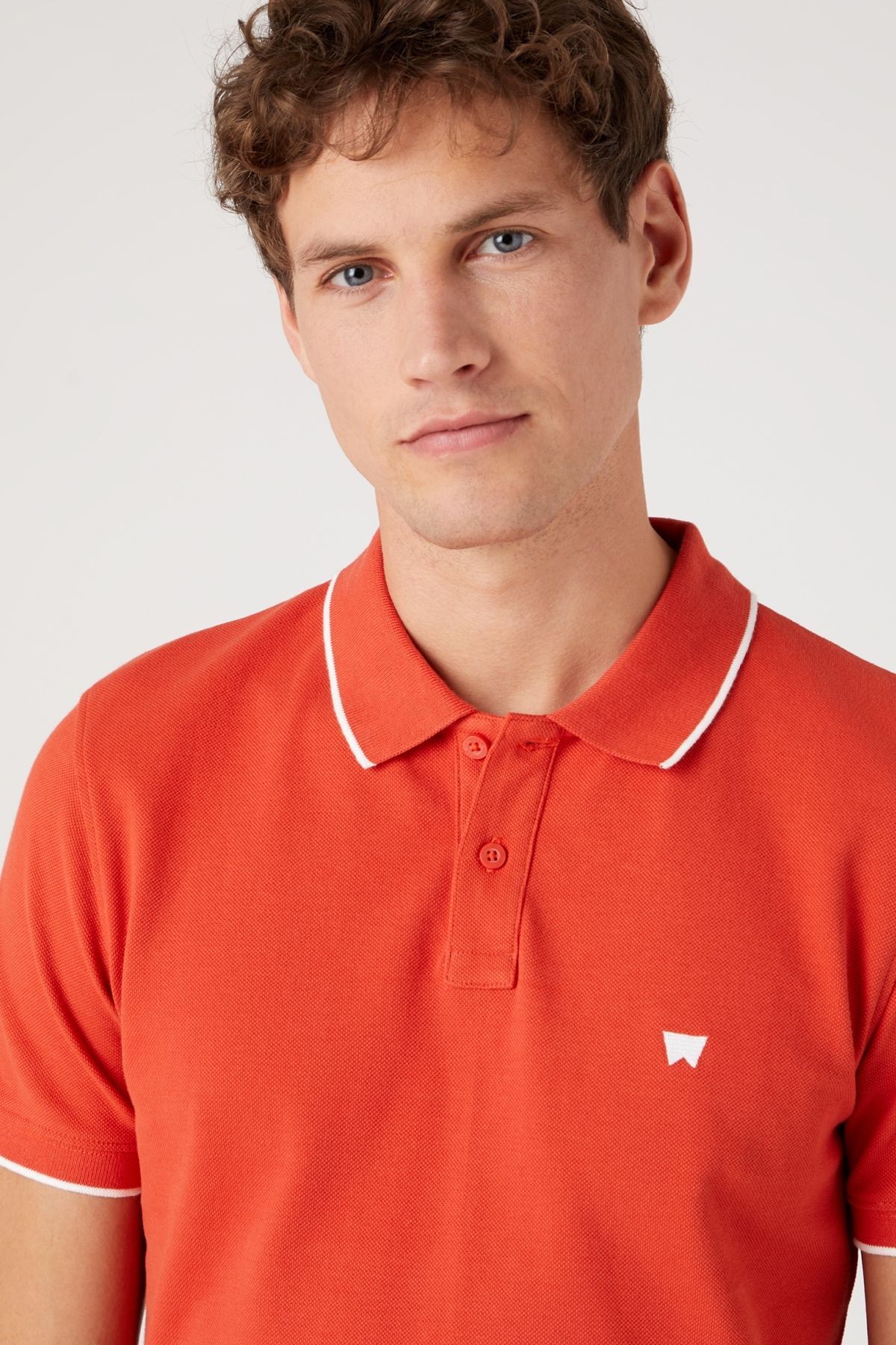 تی شرت یقه پولو نارنجی مردانه به طور منظم مناسب برش طبیعی 100 ٪ پنبه چوگان yaka red t shirt Wrangler