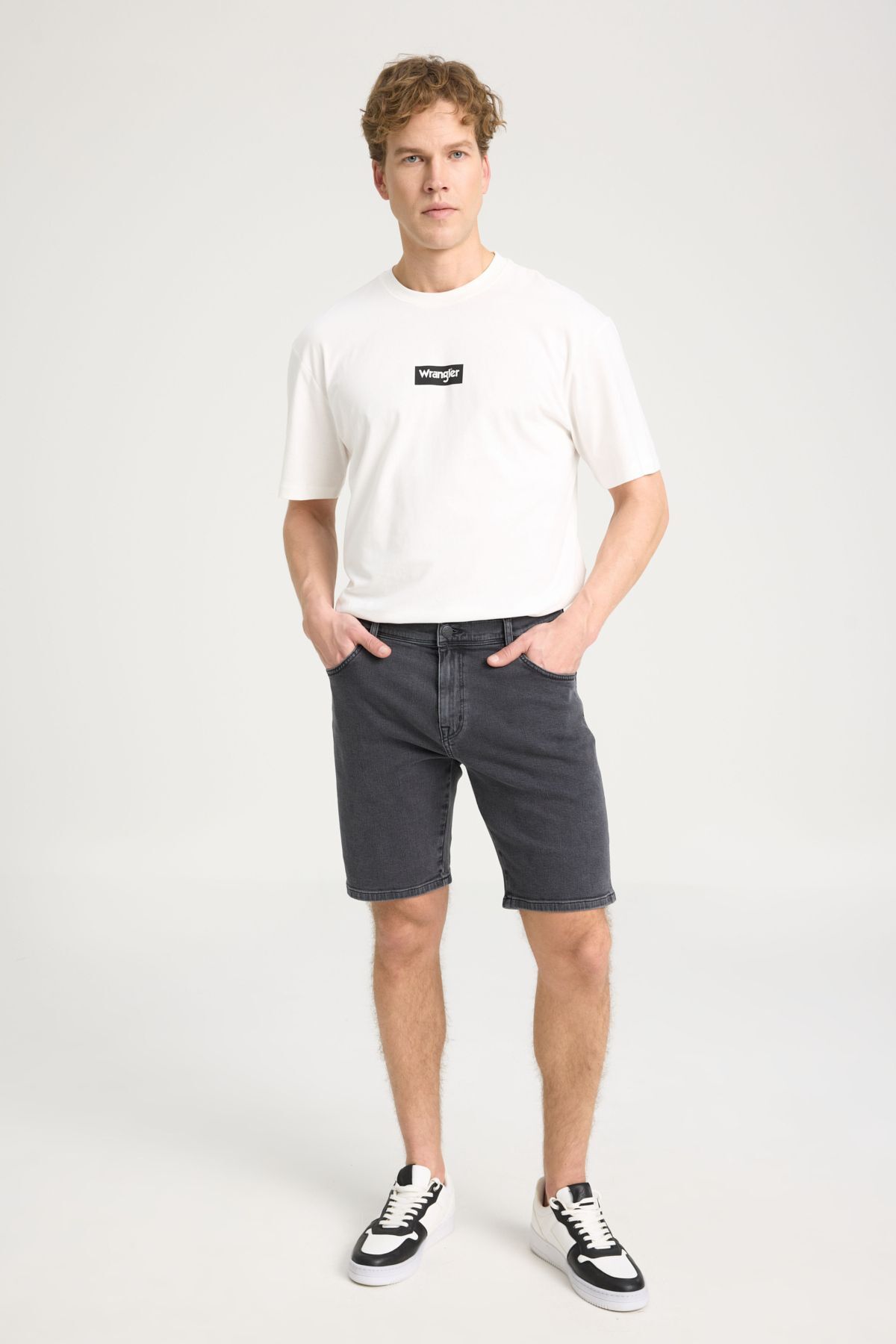 شلوارک جین جین انعطاف‌پذیر با برش معمولی تگزاس Wrangler