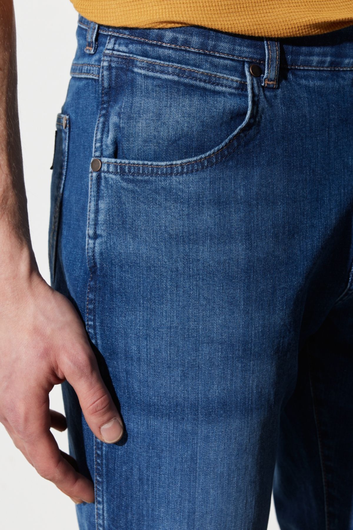شلوار جین آبی مردانه انعطاف پذیر کمر باریک و Wrangler