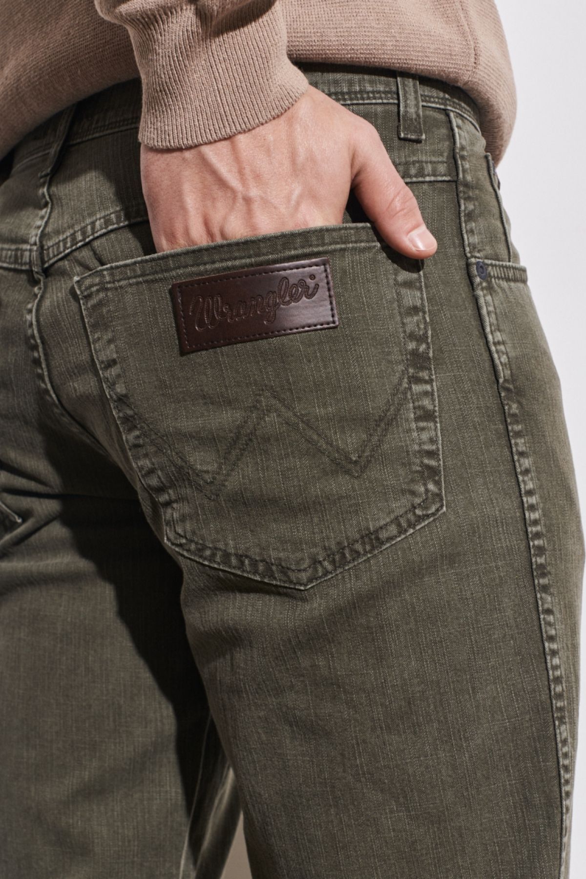 شلوار جین سبز مردانه تگزاس باریک و مناسب کمر انعطاف پذیر Wrangler
