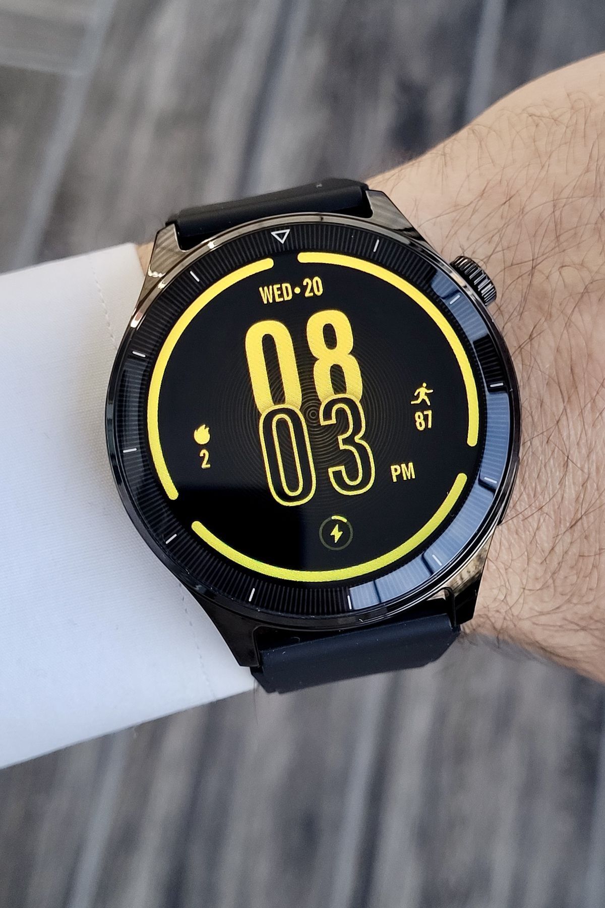 Daniel Klein-Black Color Android and iPhone Compatible Smart Watch with Replaceable Cord 5