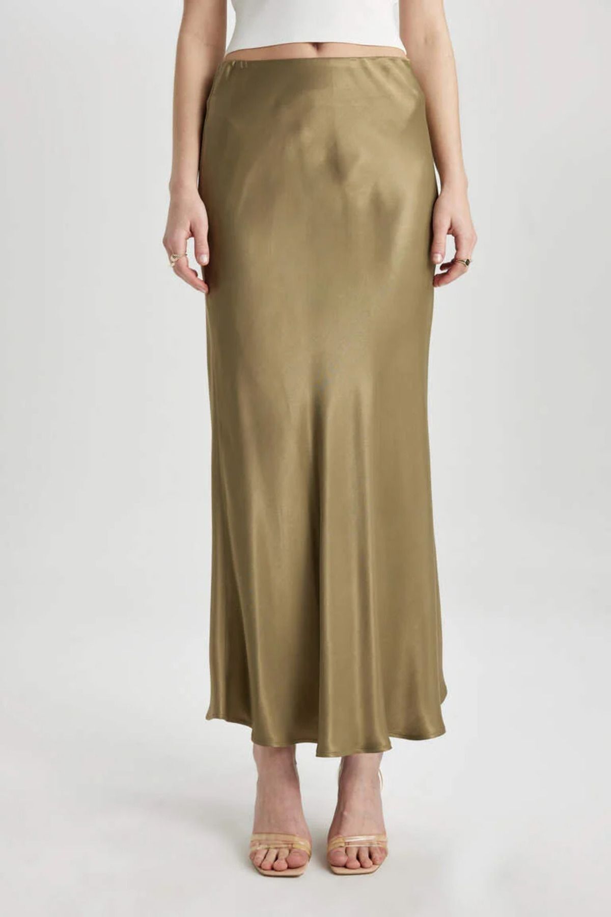 DeFacto-A-line Regular Waist Satin Midi Skirt B1867ax24sp 4
