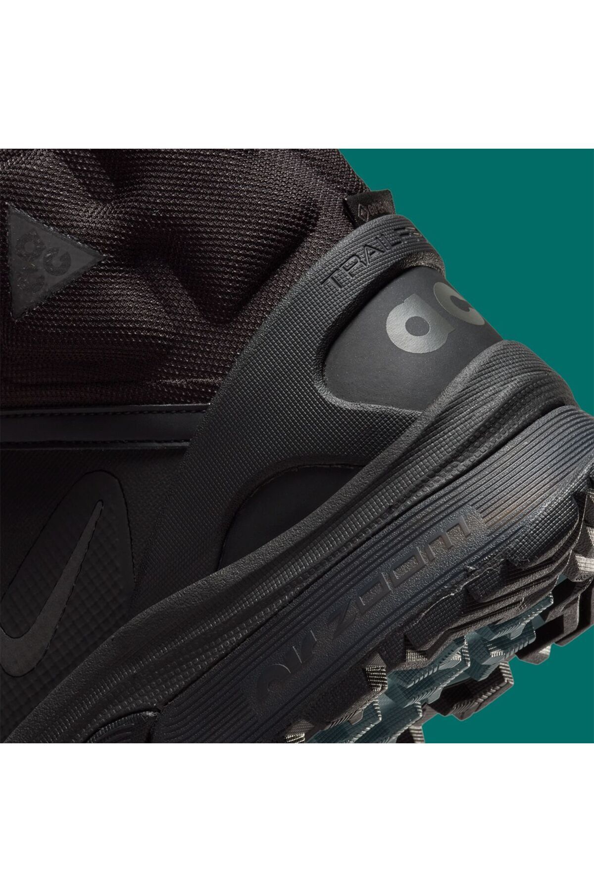 New nike acg boots 218 hotsell