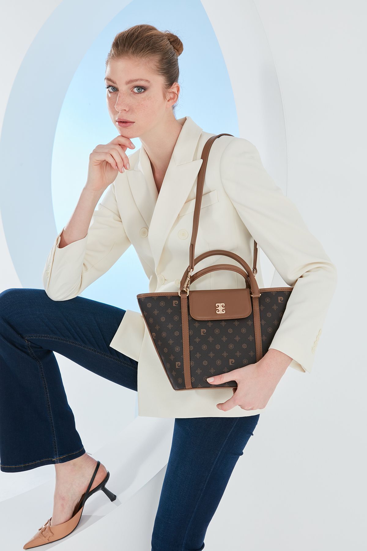 https://cdn.dsmcdn.com/ty1408/product/media/images/prod/PIM/20240708/13/56dfcde7-8bd7-4036-a47e-22eede87c220/1_org_zoom.jpg