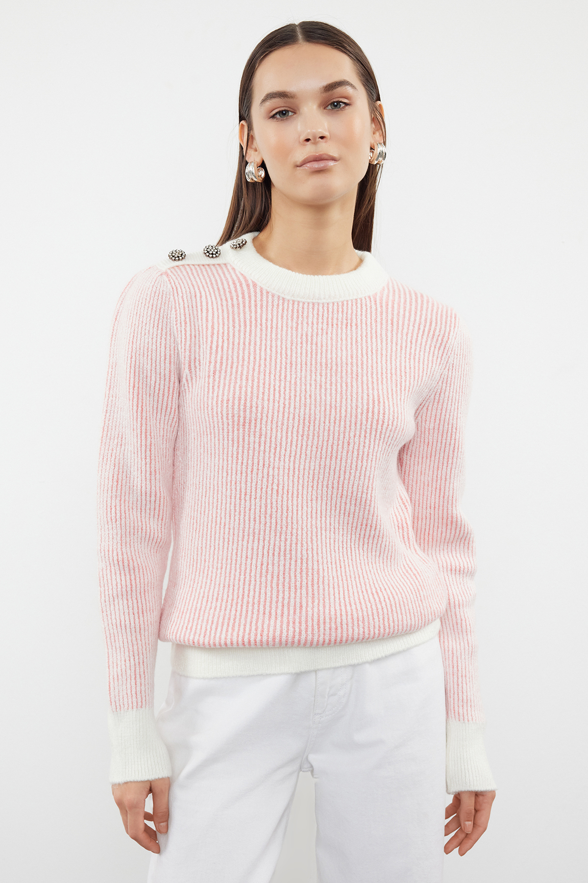 Trendyolmilla  Pudra Düğme Detaylı Lastik Örgülü Triko Kazak TWOAW25KZ00122 - Görsel 2