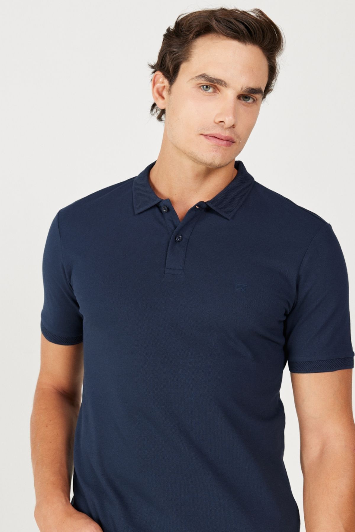 تی شرت یقه پولو آبی مردانه به طور منظم مناسب برش طبیعی 100 ٪ پنبه چوگان YAKA NAVY BLUE T SHIRT Wrangler