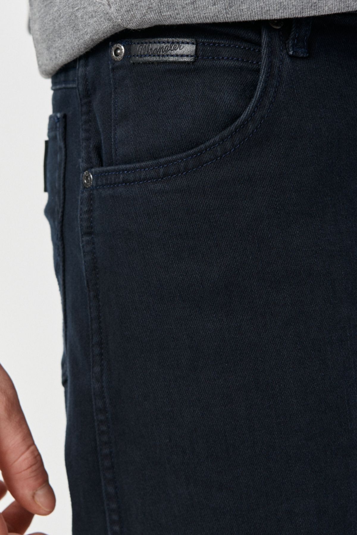 شلوار جین مشکی مردانه انعطاف پذیر کمر مناسب تگزاس معتبر Wrangler