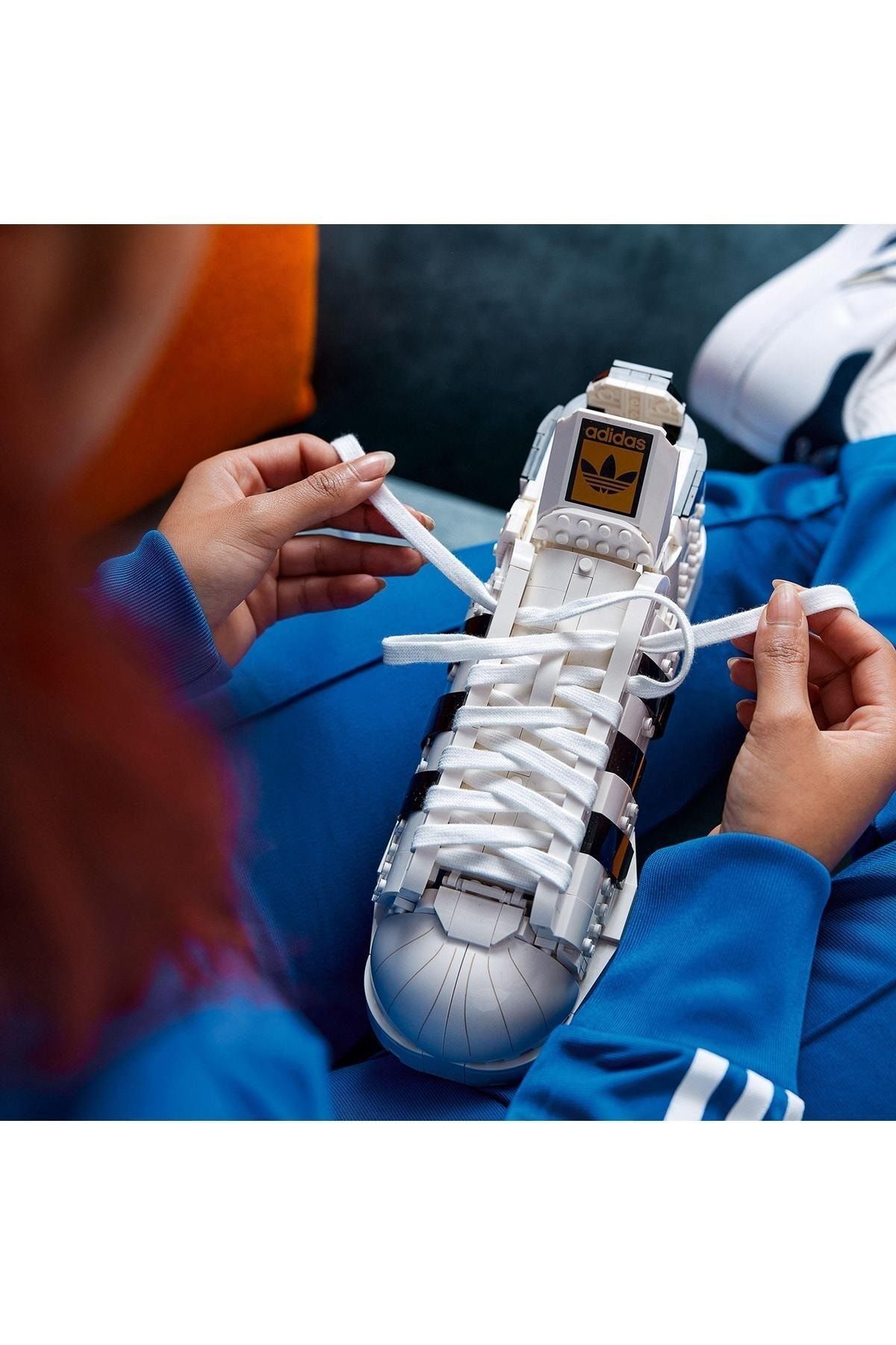 LEGO-adidas Originals Superstar 10282 Production Set; Make Iconized Sneakers (731 Pieces) 5