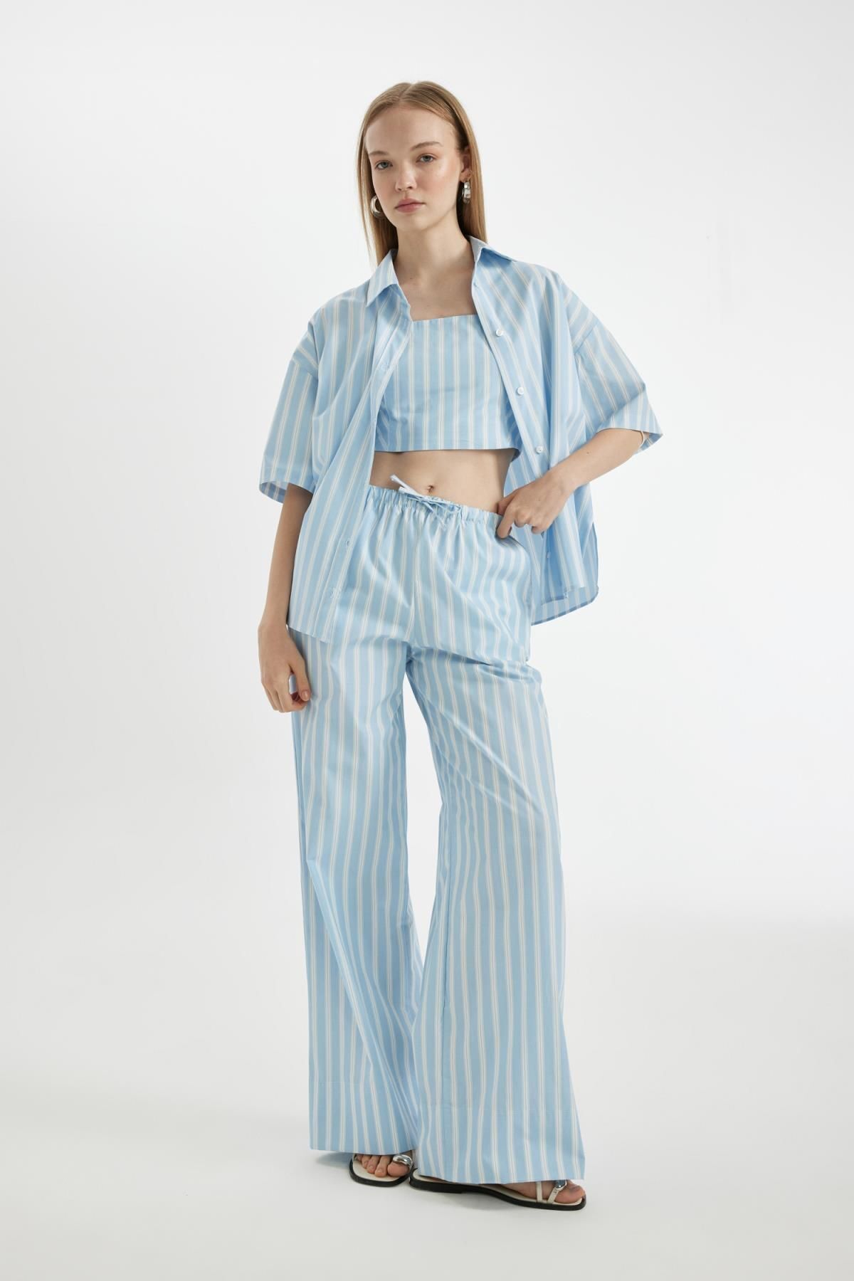 شومیز زنانه دفاکتو | D3835AX24HS Defacto - Image 2