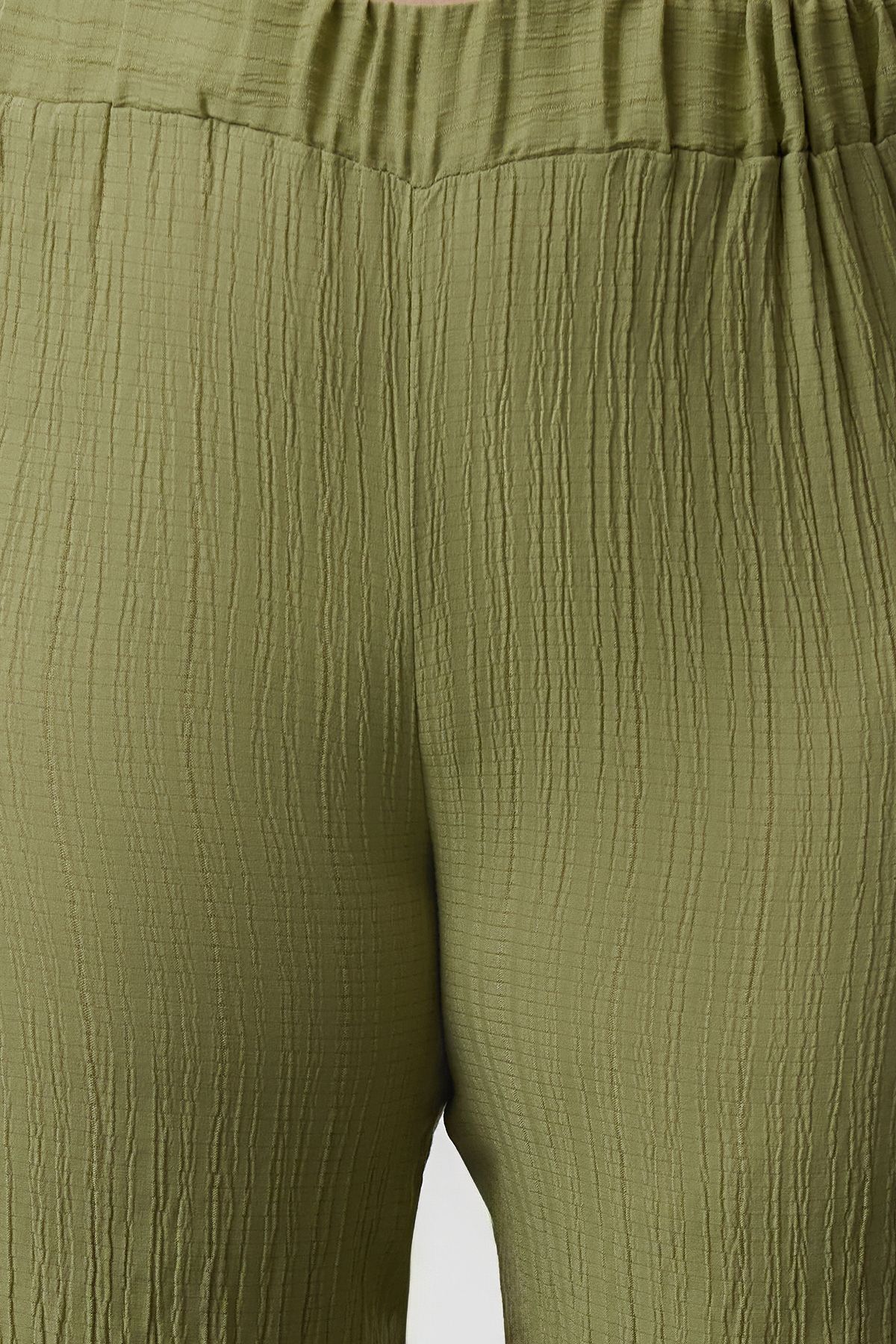 Trendyol Curve-Magas derekú Khaki Wrap strandnadrág - hasított részlet, széles szárú TBBSS23AR00012 3