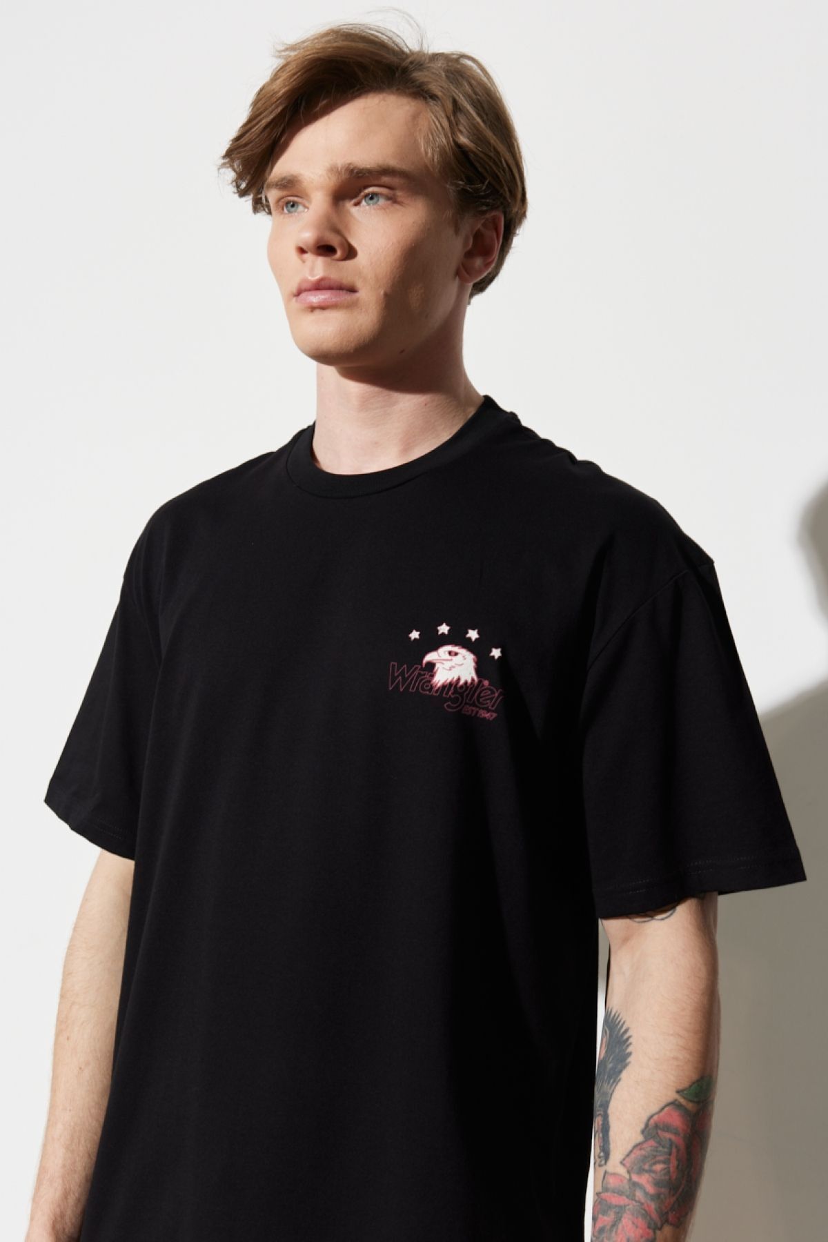 تی شرت مشکی مردانه لباس مناسب و راحت 100 ٪ یقه دوچرخه پنبه ای سیاه T shirt Wrangler