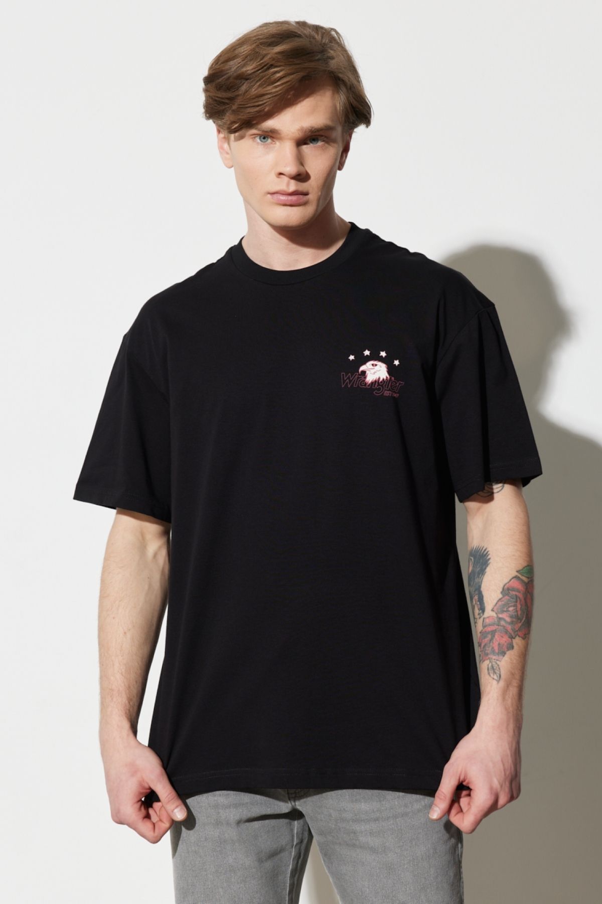 تی شرت مشکی مردانه لباس مناسب و راحت 100 ٪ یقه دوچرخه پنبه ای سیاه T shirt Wrangler