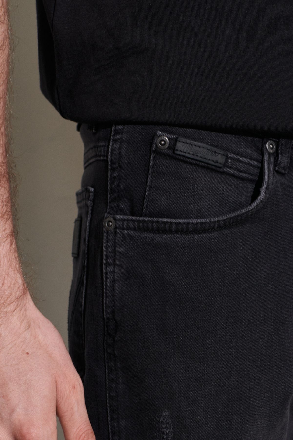 شلوار جین مشکی مردانه انعطاف پذیر تگزاس به طور منظم Wrangler