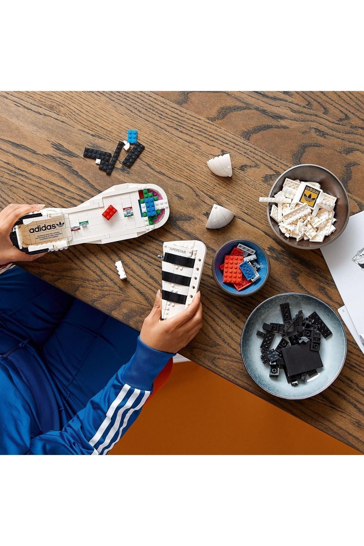 LEGO-adidas Originals Superstar 10282 Production Set; Make Iconized Sneakers (731 Pieces) 8